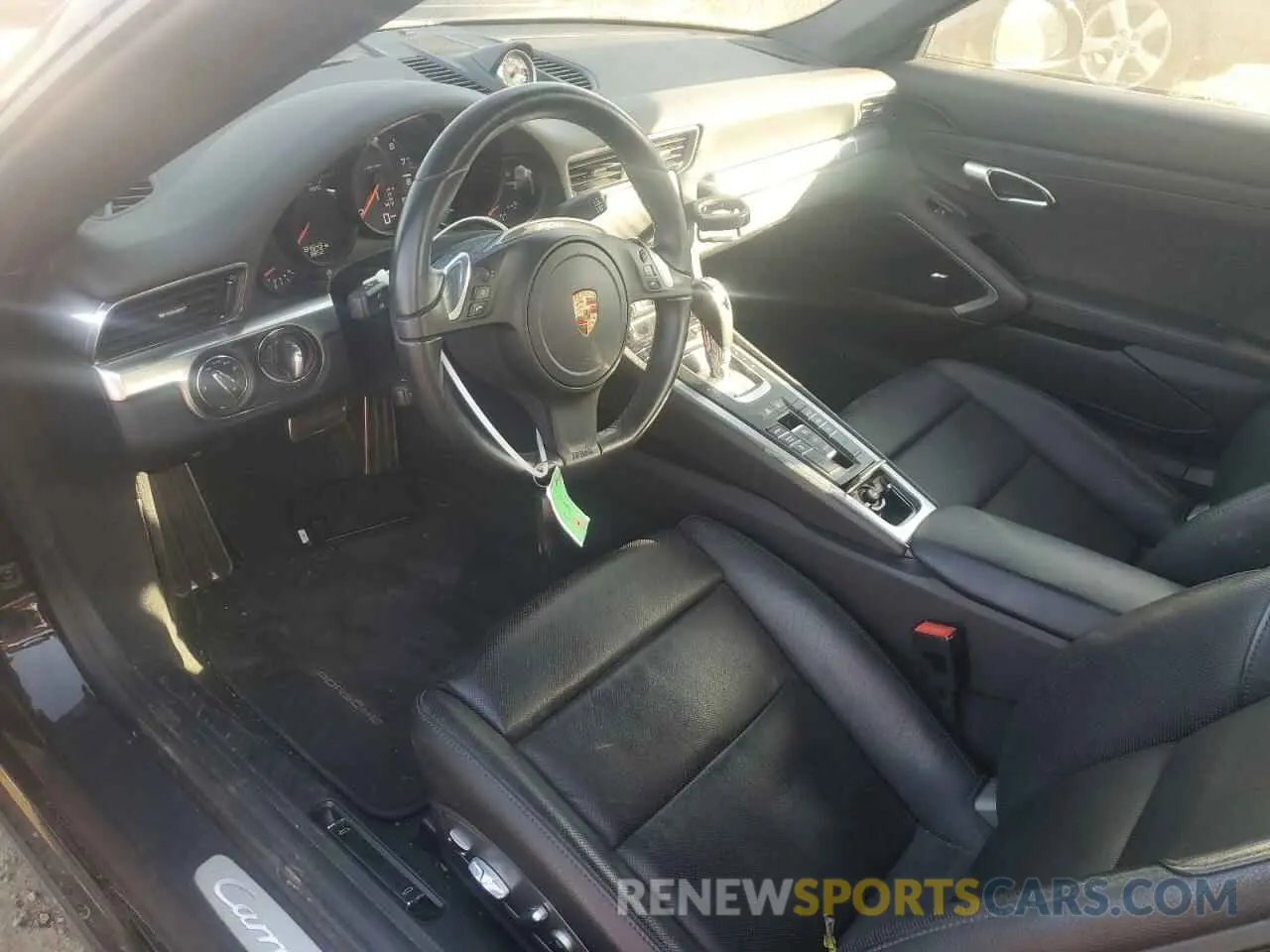 8 Photograph of a damaged car WP0AC2A88LK289651 PORSCHE CAYMAN 2020