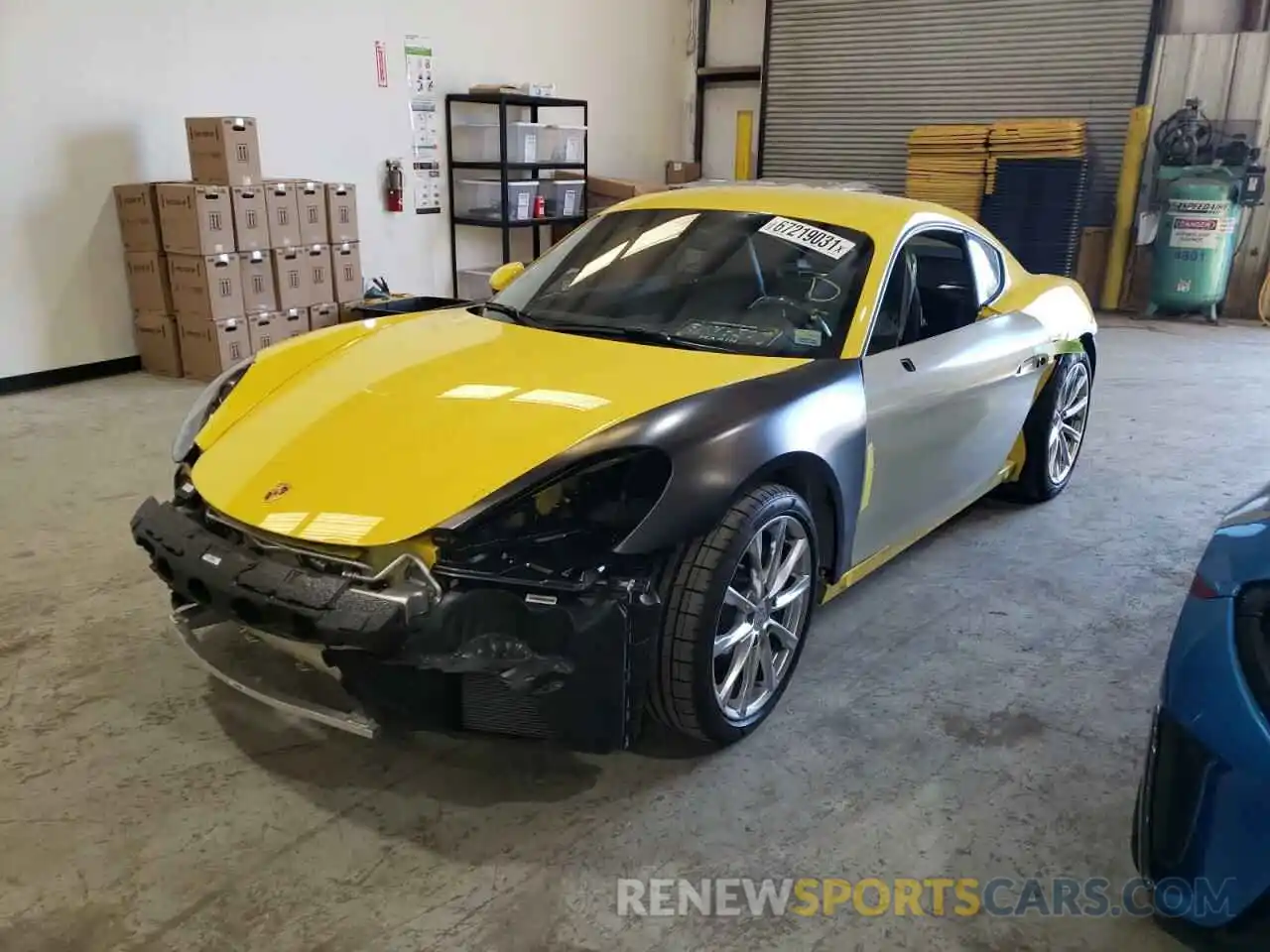 2 Photograph of a damaged car WP0AA2A88MS260237 PORSCHE CAYMAN 2021