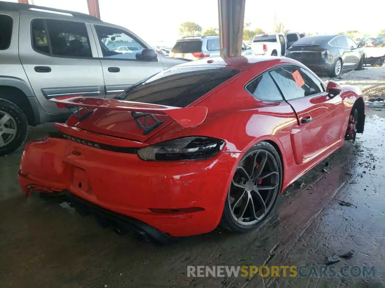 9 Photograph of a damaged car WP0AC2A82MS289243 PORSCHE CAYMAN 2021