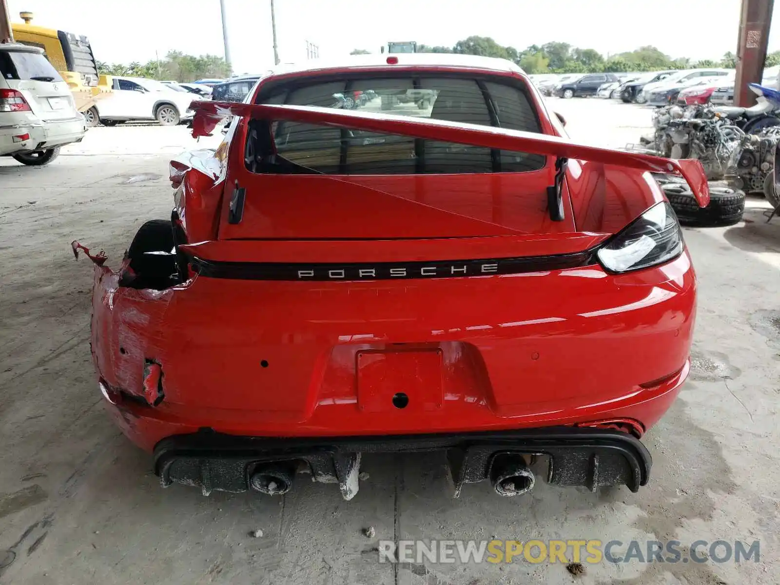 6 Photograph of a damaged car WP0AC2A84MK289308 PORSCHE CAYMAN 2021