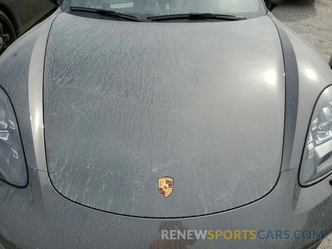 11 Photograph of a damaged car WP0AD2A8XNS268199 PORSCHE CAYMAN 2022