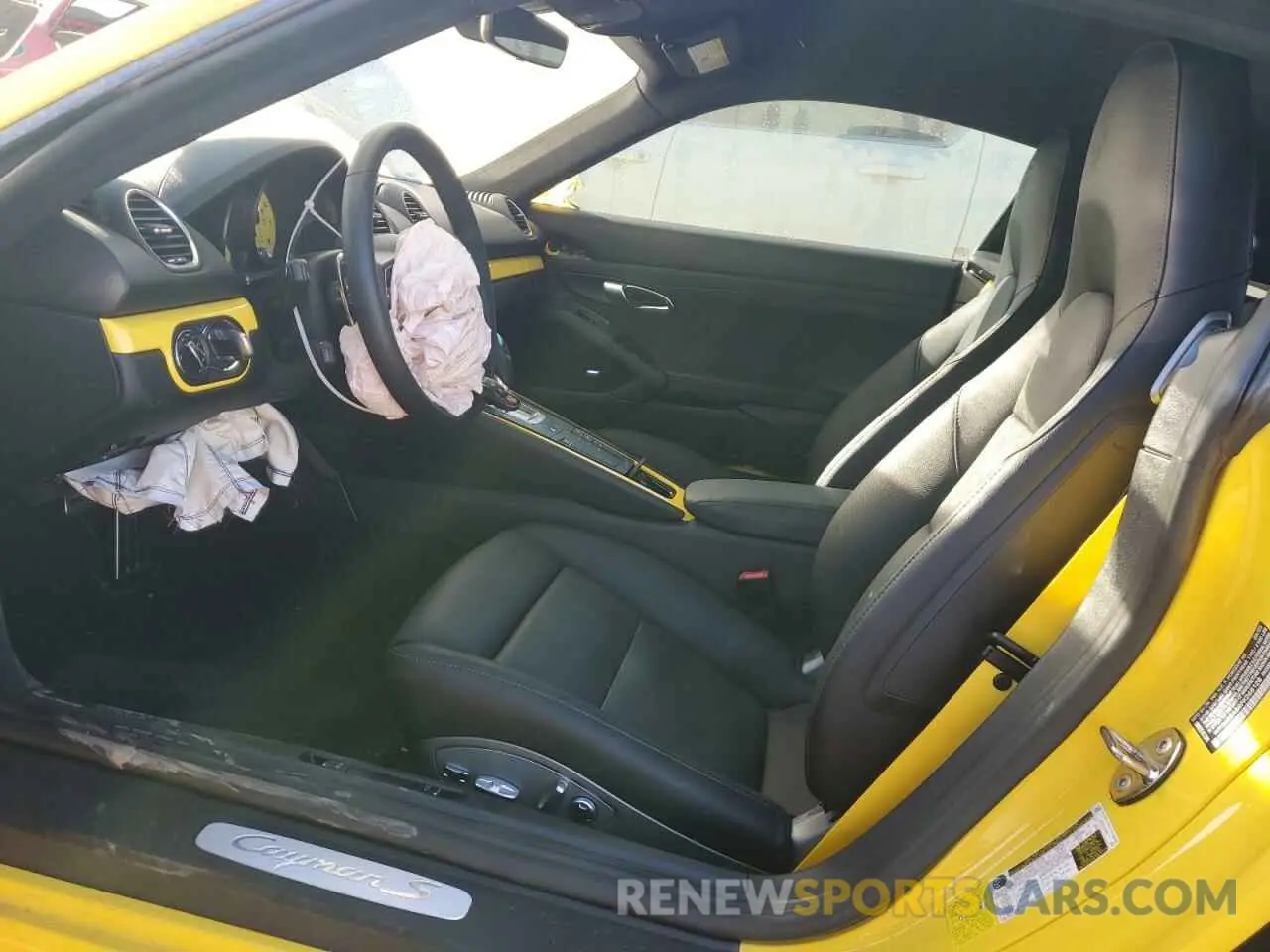 7 Photograph of a damaged car WP0AB2A88PK268128 PORSCHE CAYMAN 2023