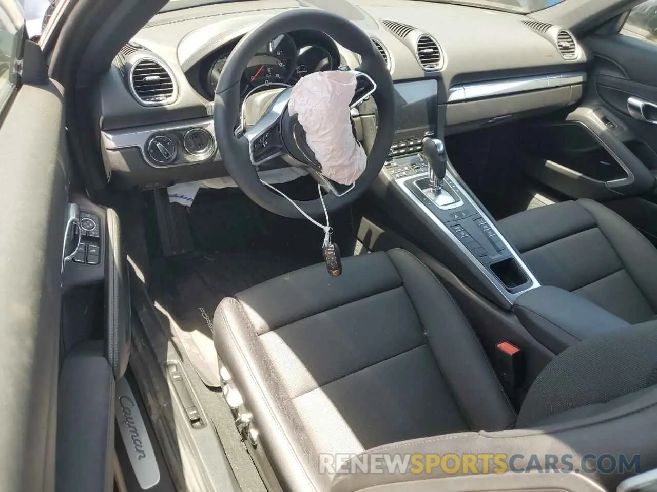8 Photograph of a damaged car WP0AA2A86RK255299 PORSCHE CAYMAN 2024