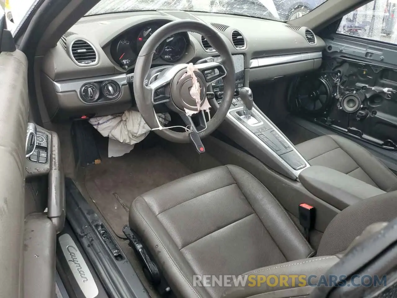 8 Photograph of a damaged car WP0AA2A88RK255448 PORSCHE CAYMAN 2024