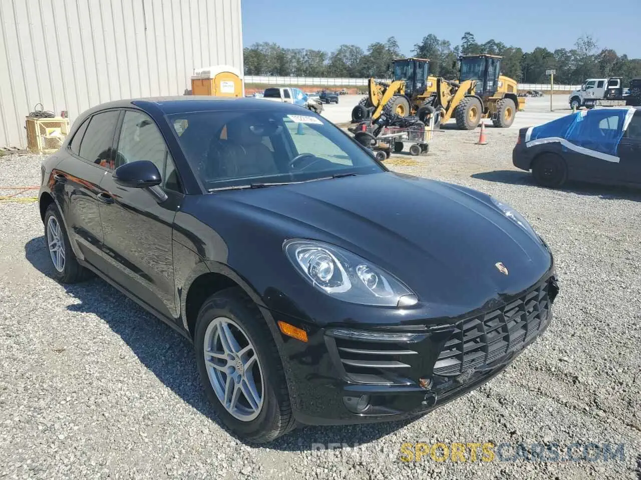 4 Photograph of a damaged car WP1AA2A51HLB01953 PORSCHE MACAN 2017
