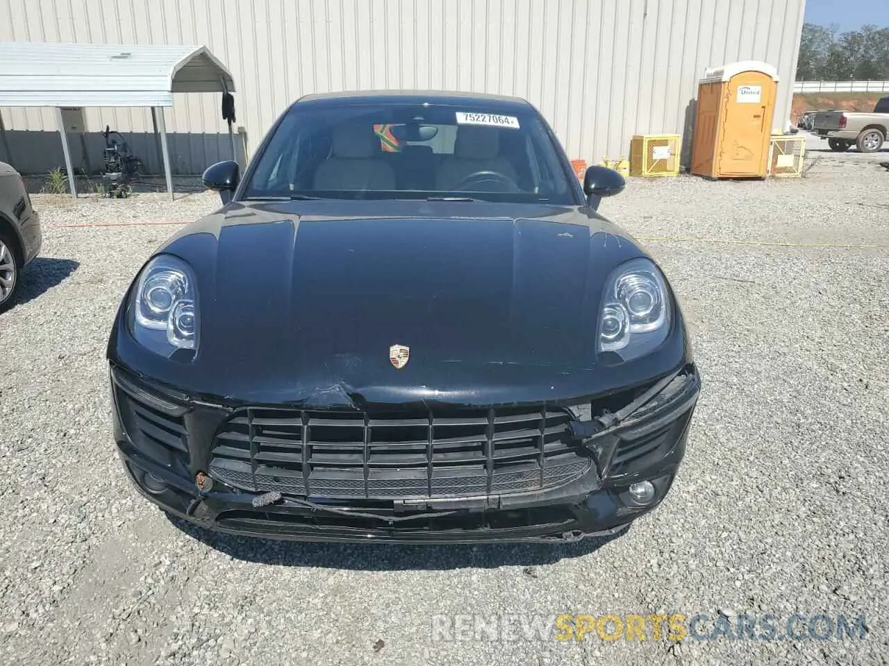 5 Photograph of a damaged car WP1AA2A51HLB01953 PORSCHE MACAN 2017