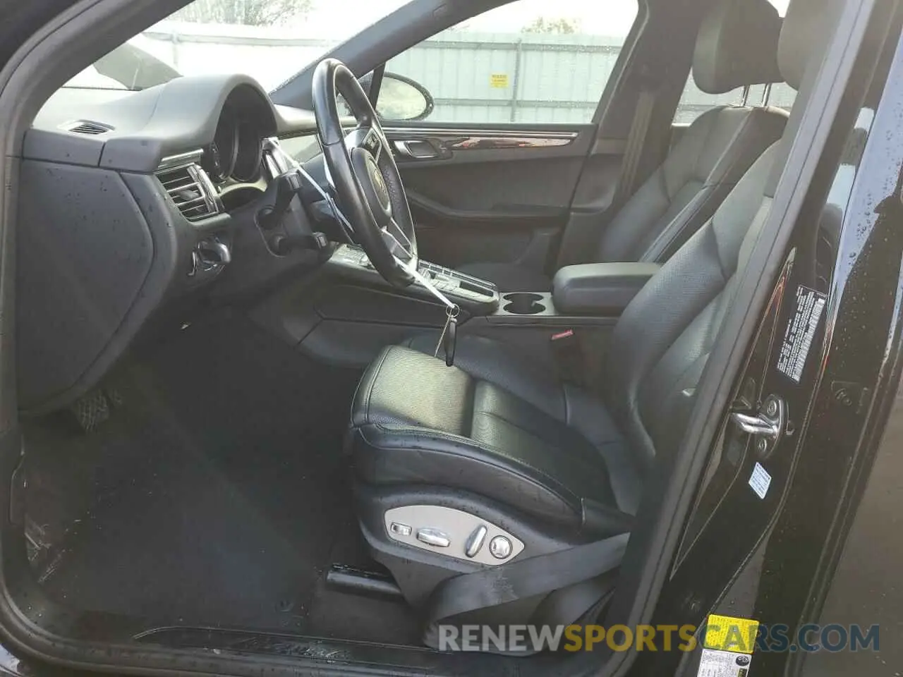 7 Photograph of a damaged car WP1AA2A50KLB07766 PORSCHE MACAN 2019
