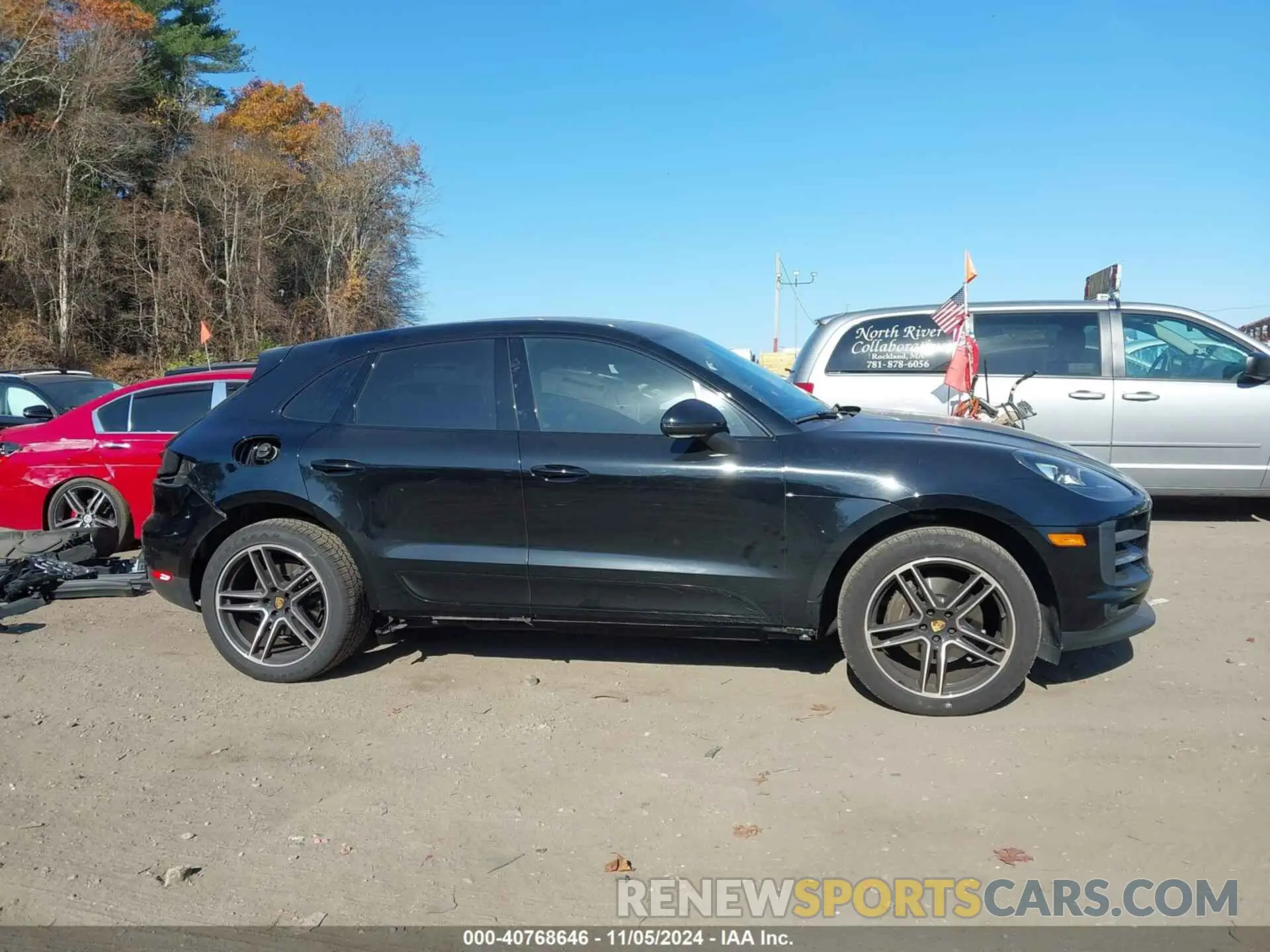 14 Photograph of a damaged car WP1AA2A51KLB01099 PORSCHE MACAN 2019