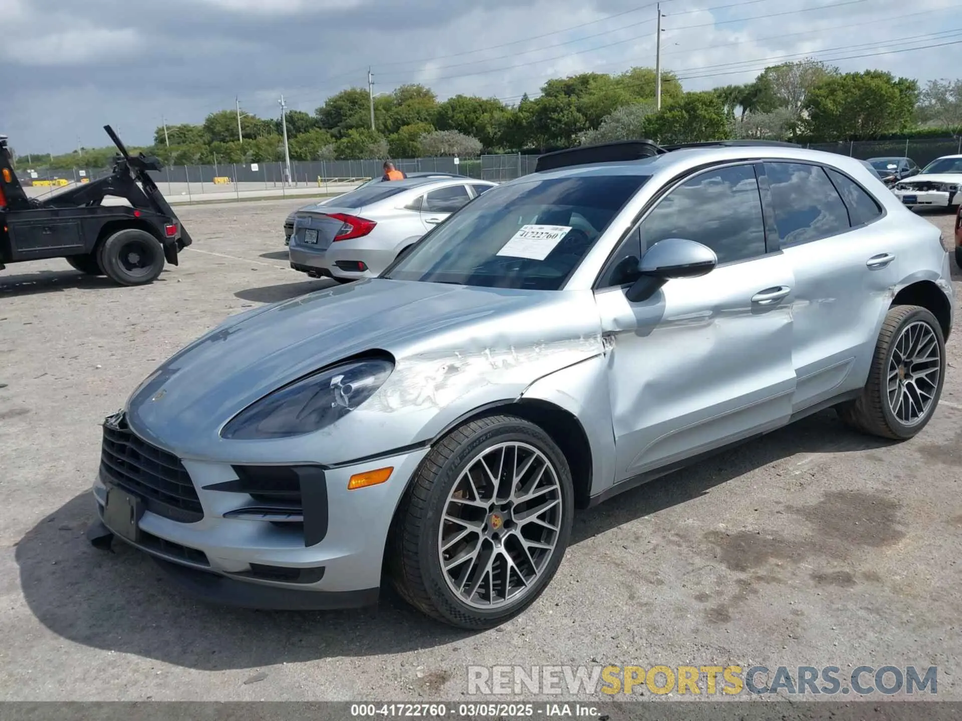 2 Photograph of a damaged car WP1AA2A51KLB02169 PORSCHE MACAN 2019
