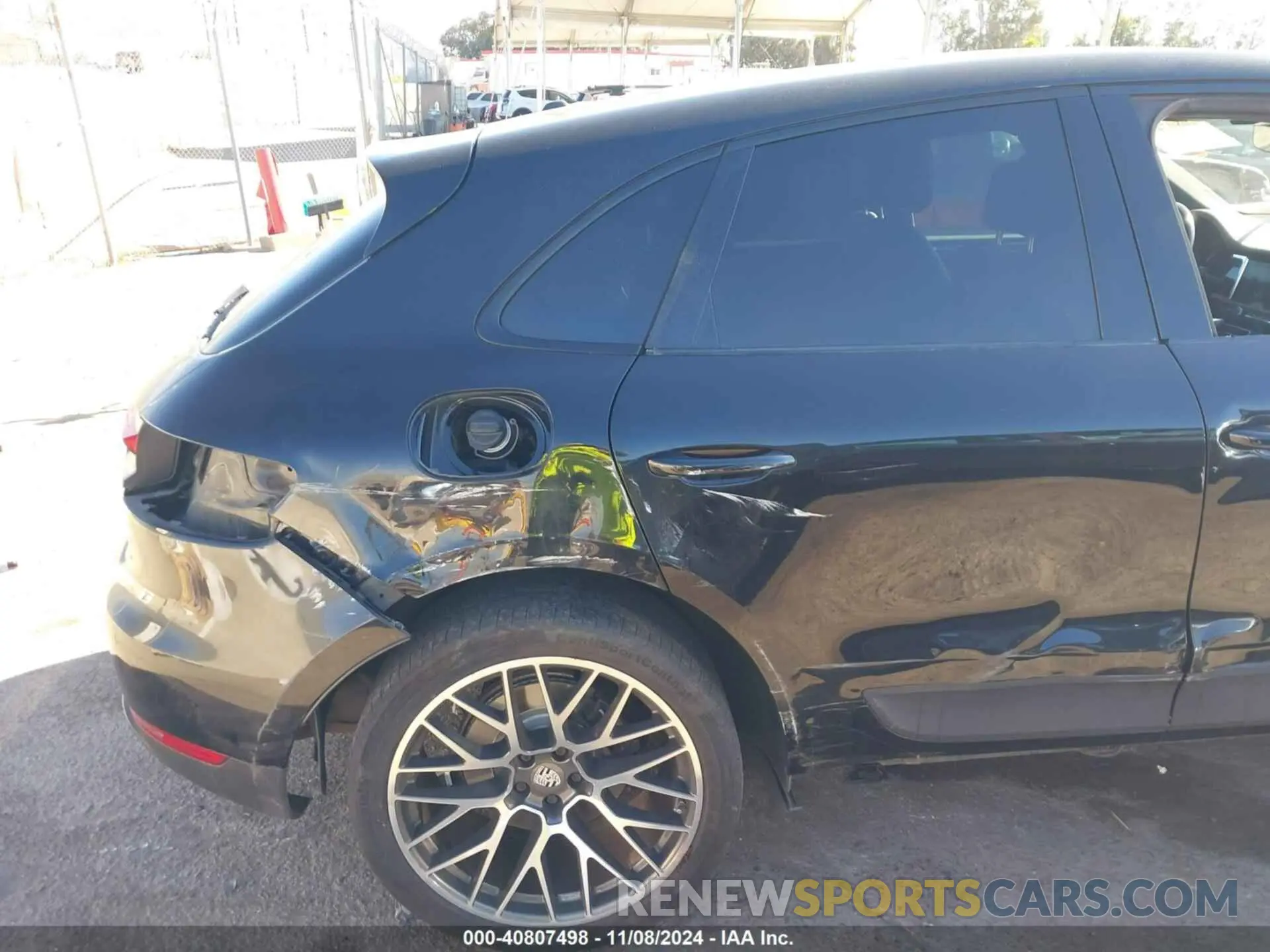 6 Photograph of a damaged car WP1AA2A52KLB01242 PORSCHE MACAN 2019