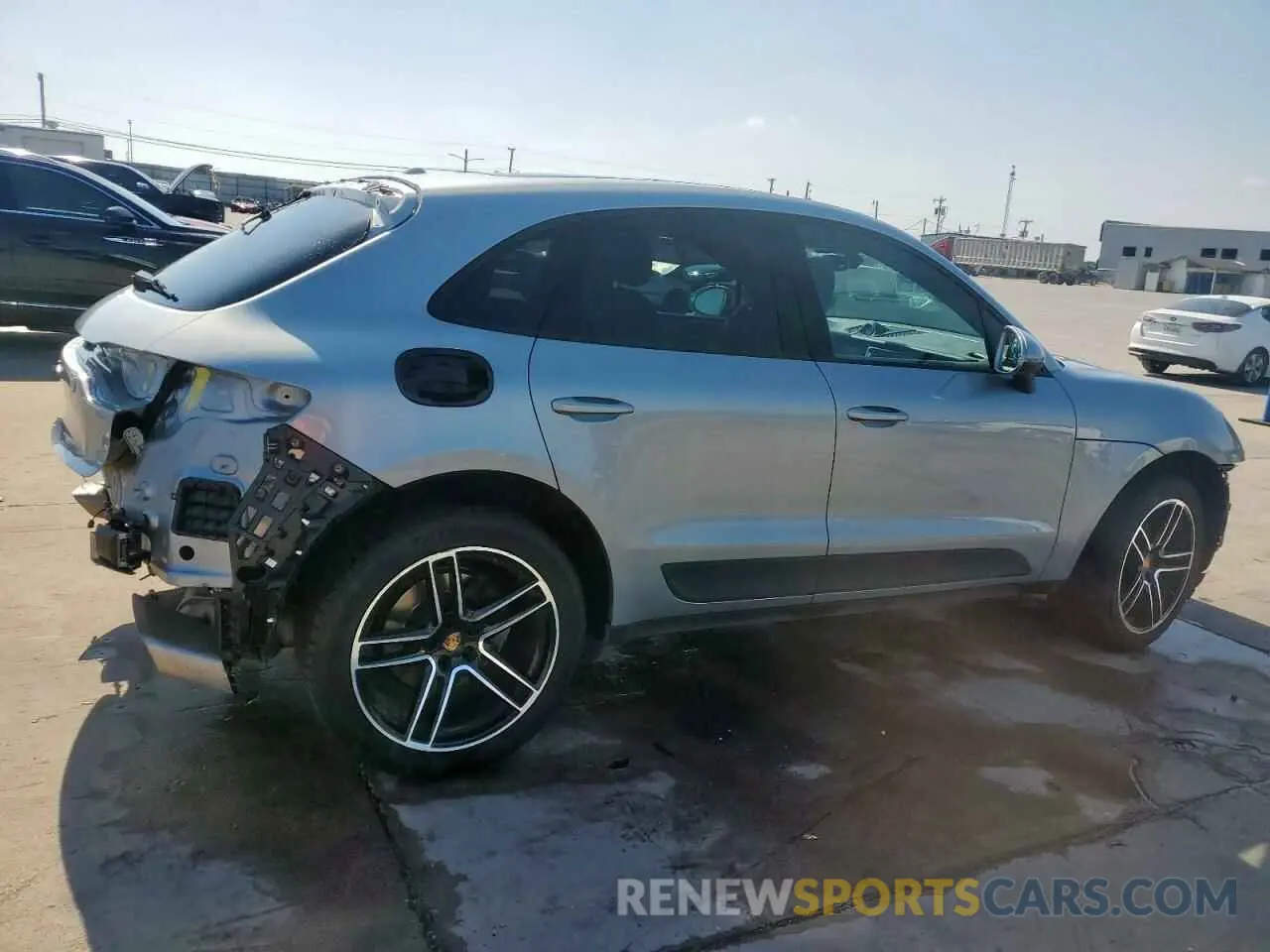 3 Photograph of a damaged car WP1AA2A53KLB08975 PORSCHE MACAN 2019