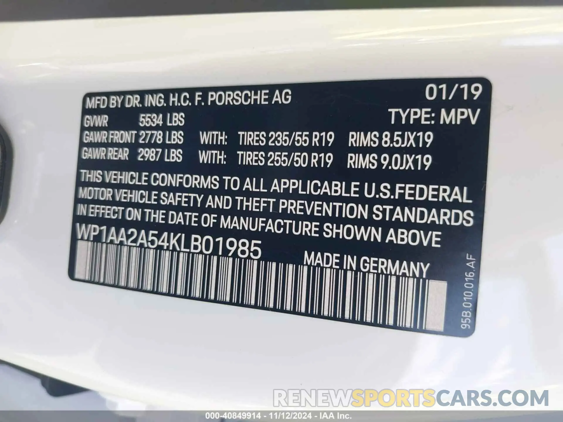 9 Photograph of a damaged car WP1AA2A54KLB01985 PORSCHE MACAN 2019