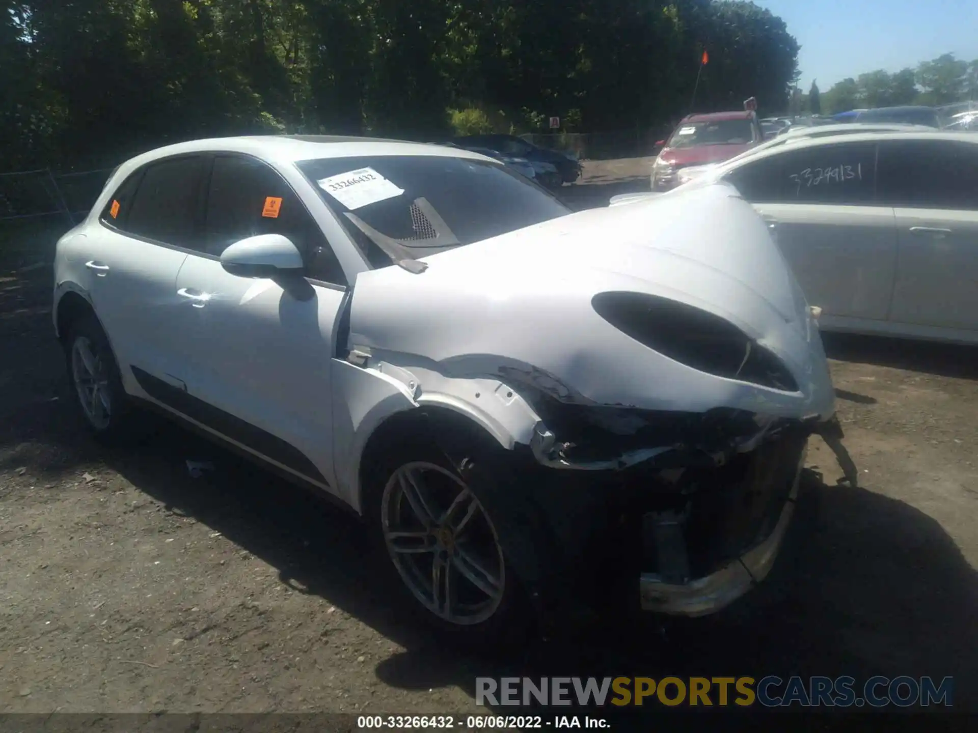 1 Photograph of a damaged car WP1AA2A55KLB06340 PORSCHE MACAN 2019