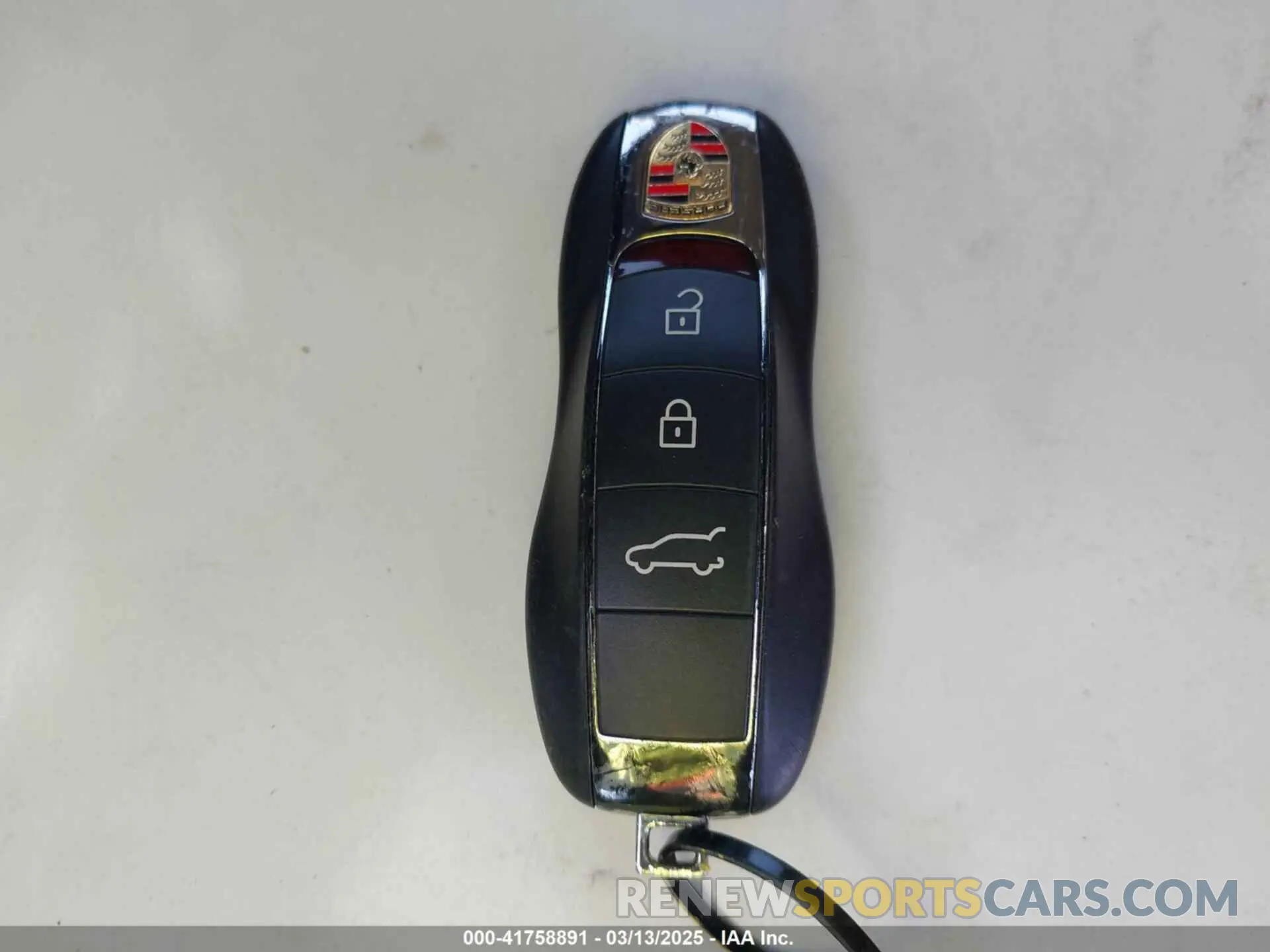 11 Photograph of a damaged car WP1AA2A56KLB08064 PORSCHE MACAN 2019