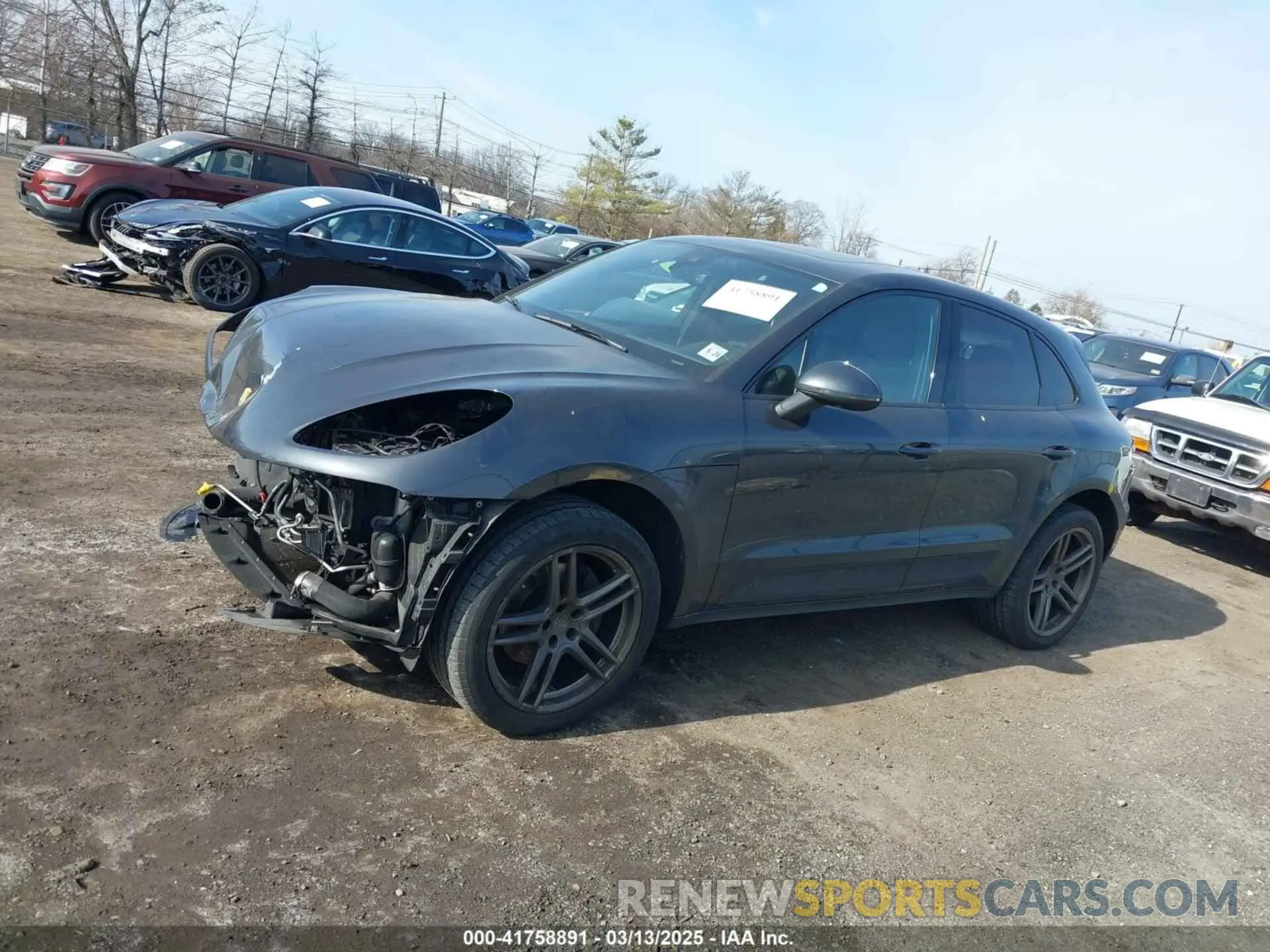 14 Photograph of a damaged car WP1AA2A56KLB08064 PORSCHE MACAN 2019