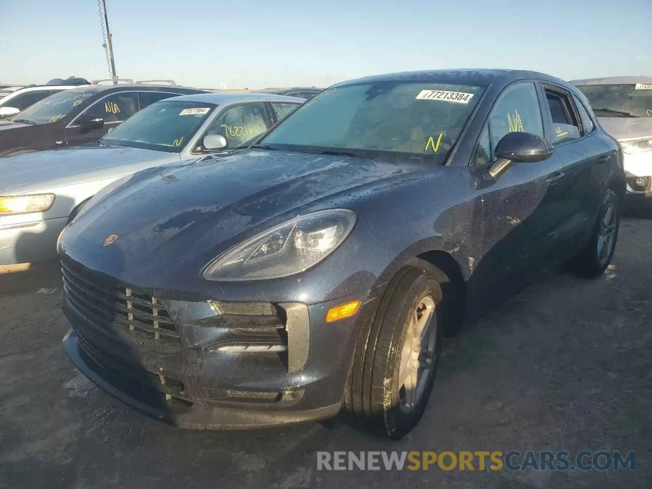 1 Photograph of a damaged car WP1AA2A57KLB07621 PORSCHE MACAN 2019