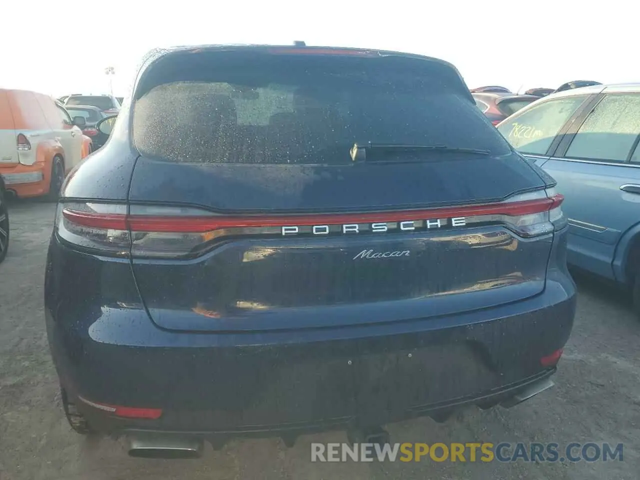 6 Photograph of a damaged car WP1AA2A57KLB07621 PORSCHE MACAN 2019