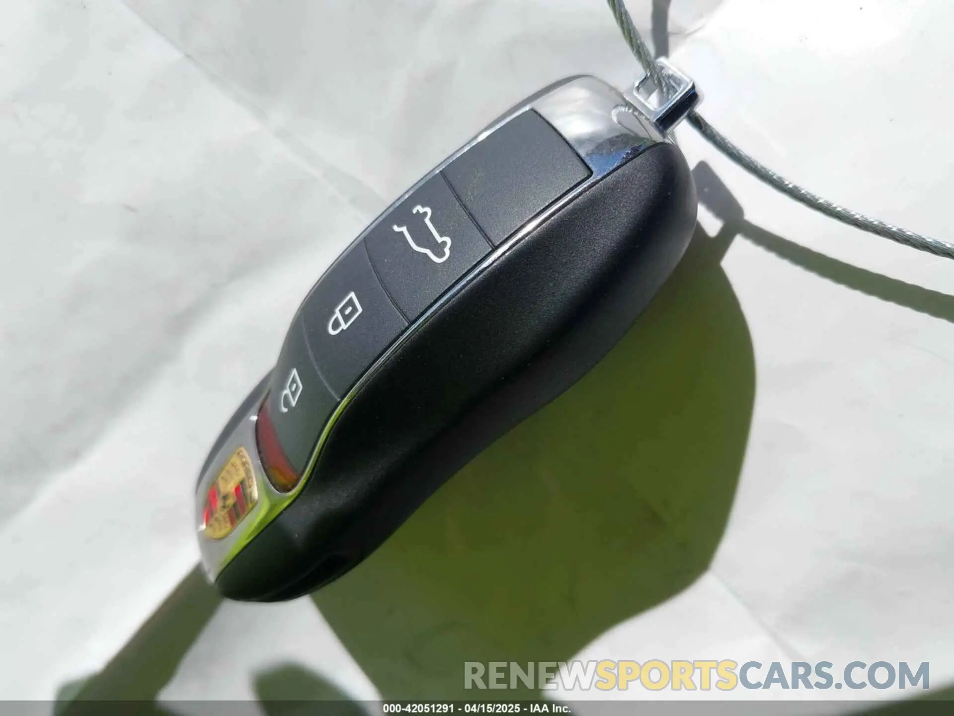 11 Photograph of a damaged car WP1AA2A57KLB08719 PORSCHE MACAN 2019