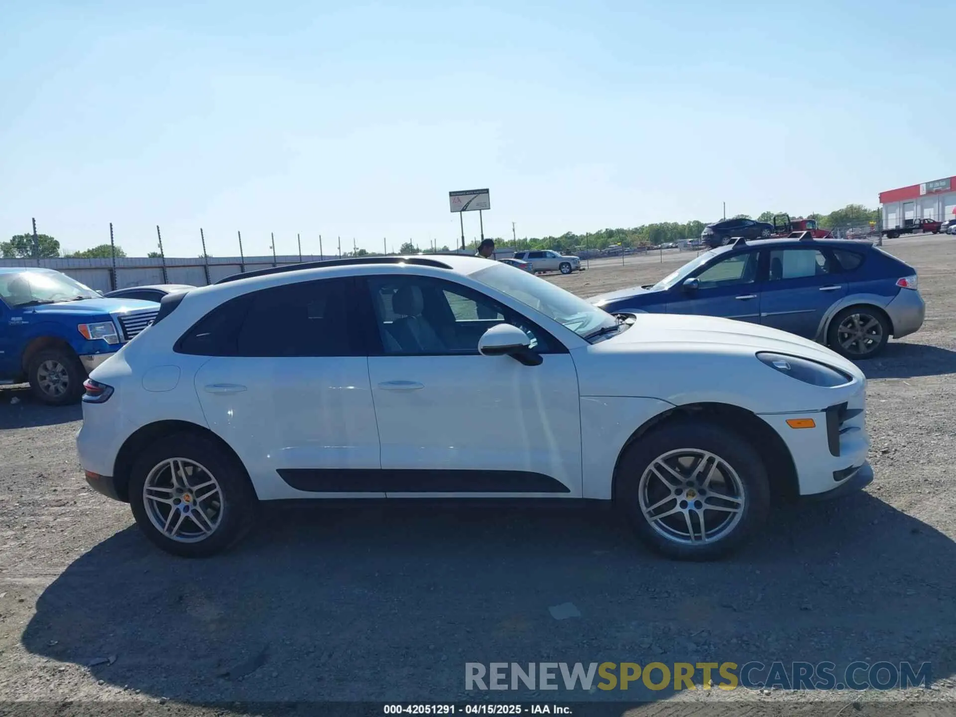 13 Photograph of a damaged car WP1AA2A57KLB08719 PORSCHE MACAN 2019