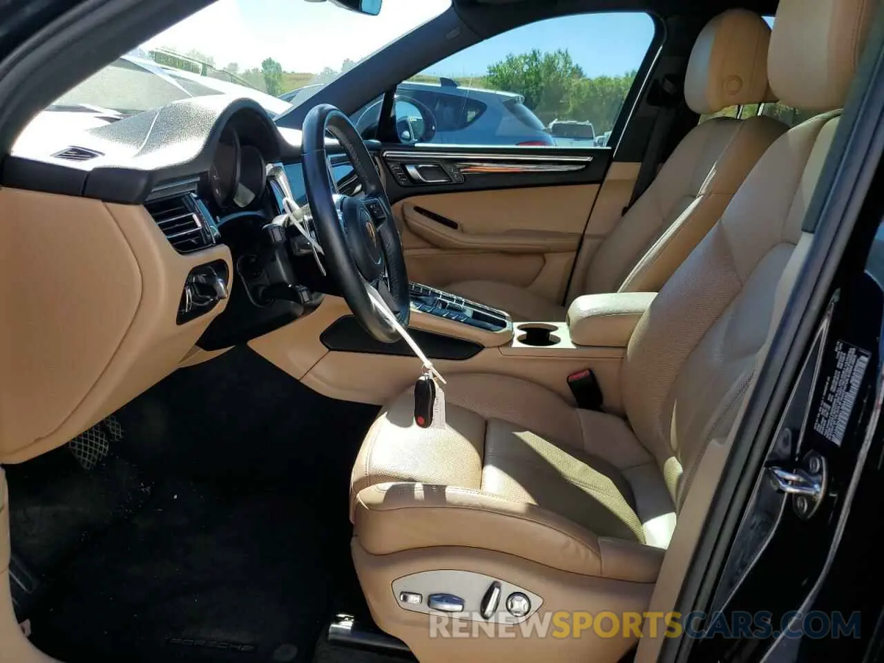 7 Photograph of a damaged car WP1AA2A58KLB04453 PORSCHE MACAN 2019