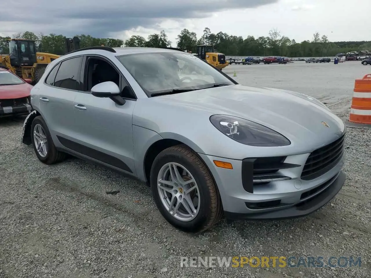 4 Photograph of a damaged car WP1AA2A58KLB05313 PORSCHE MACAN 2019