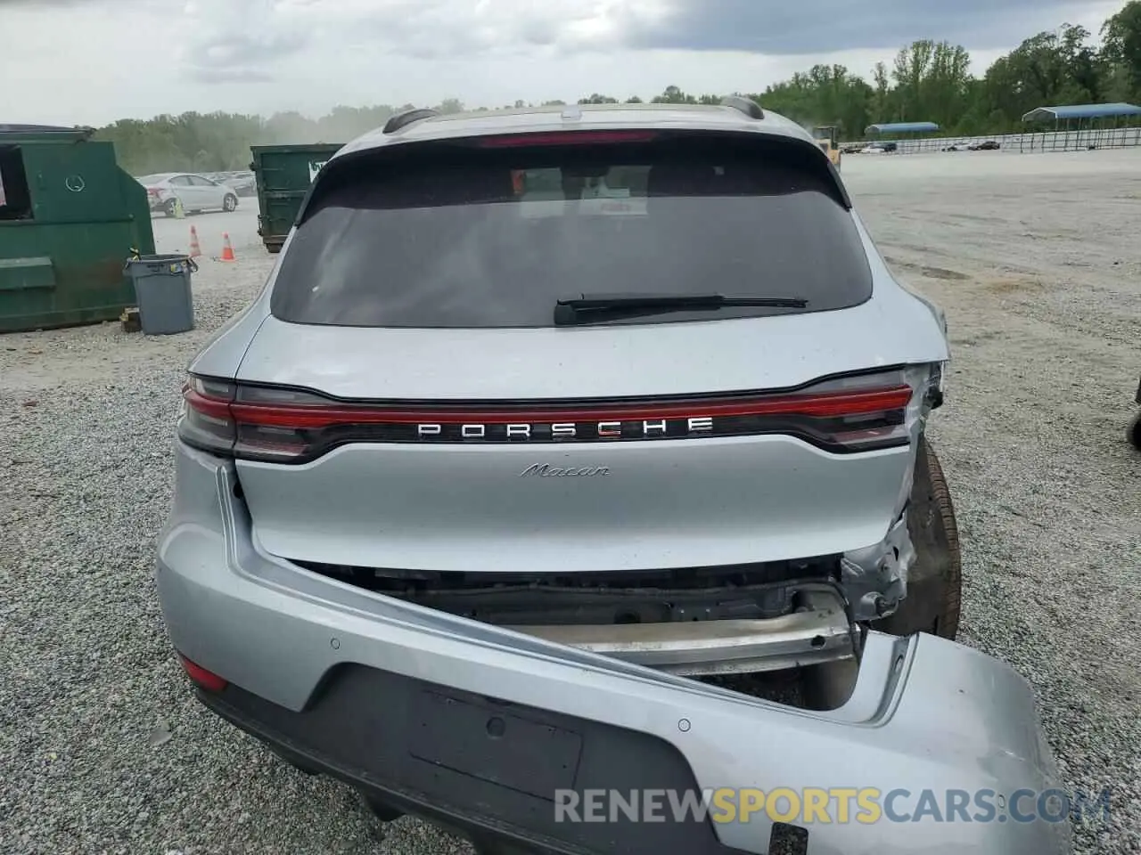 6 Photograph of a damaged car WP1AA2A58KLB05313 PORSCHE MACAN 2019
