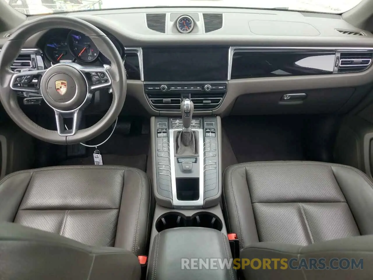 8 Photograph of a damaged car WP1AA2A58KLB05313 PORSCHE MACAN 2019
