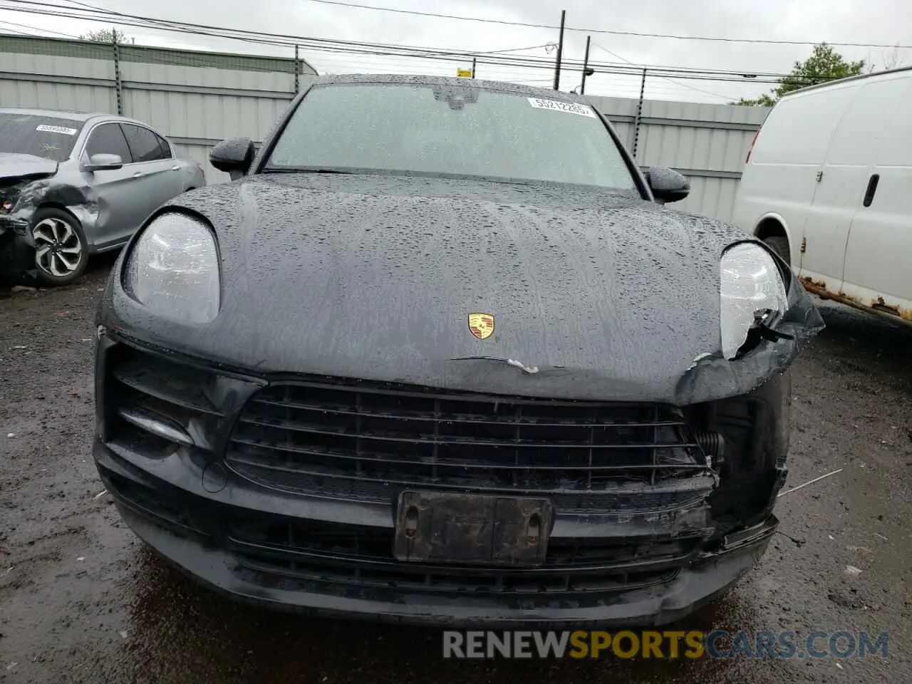 5 Photograph of a damaged car WP1AA2A59KLB08222 PORSCHE MACAN 2019