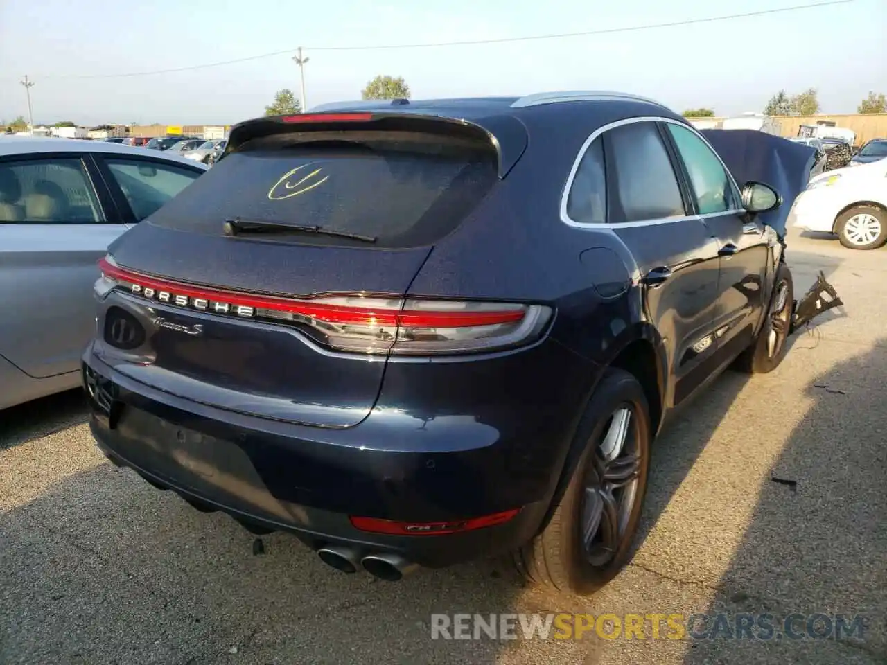 4 Photograph of a damaged car WP1AB2A51KLB30762 PORSCHE MACAN 2019