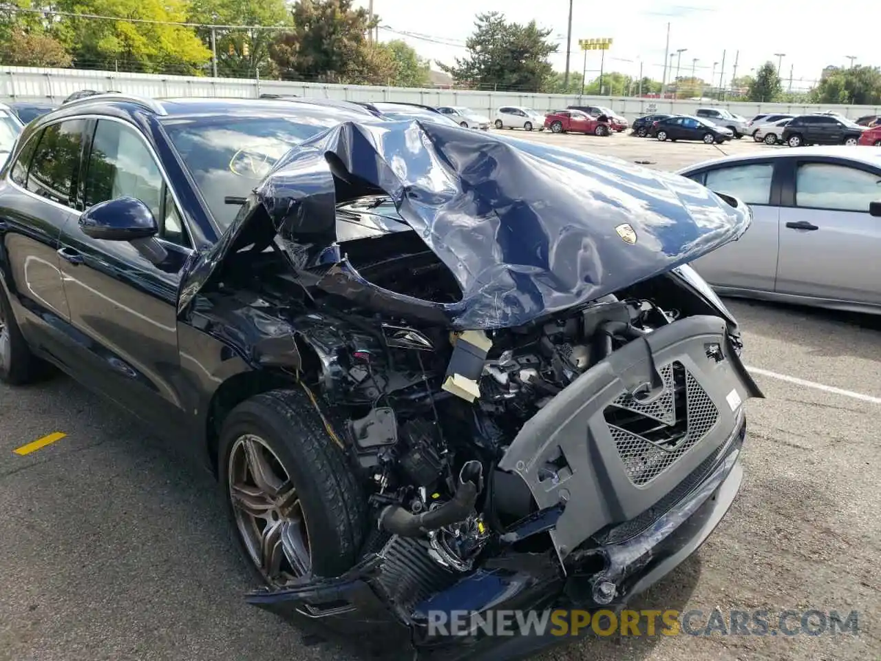 9 Photograph of a damaged car WP1AB2A51KLB30762 PORSCHE MACAN 2019