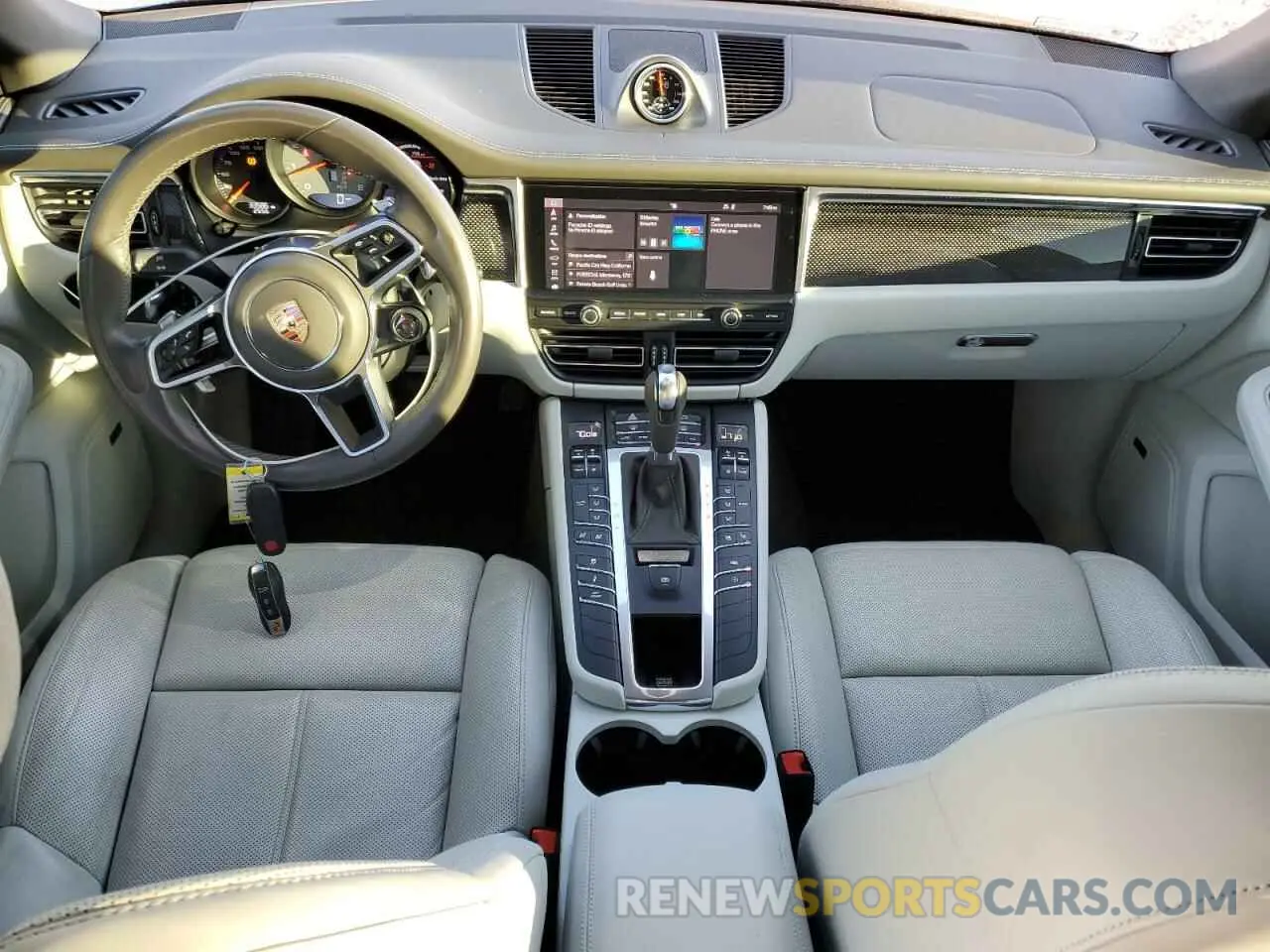 8 Photograph of a damaged car WP1AB2A53KLB30813 PORSCHE MACAN 2019