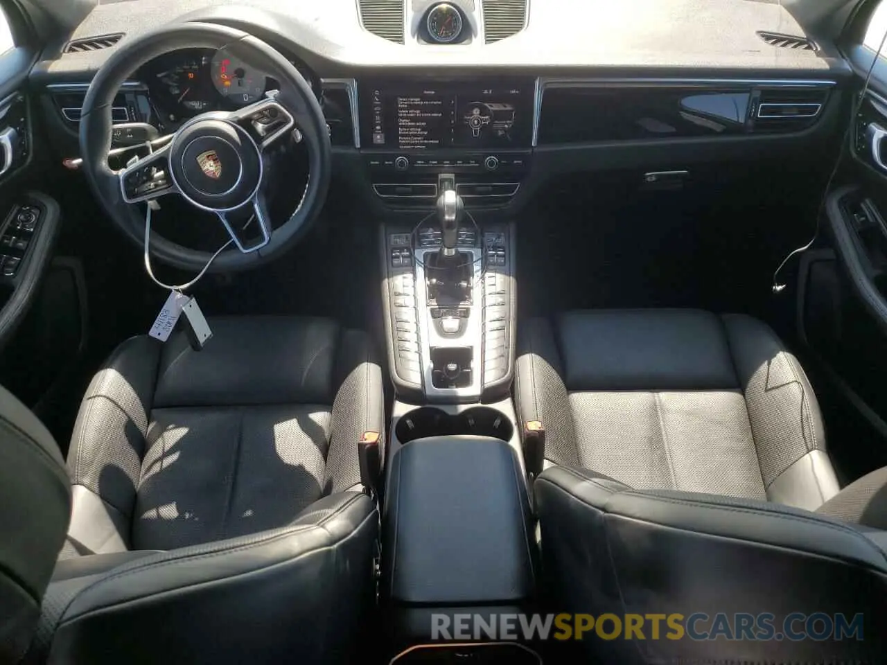8 Photograph of a damaged car WP1AB2A53KLB31864 PORSCHE MACAN 2019