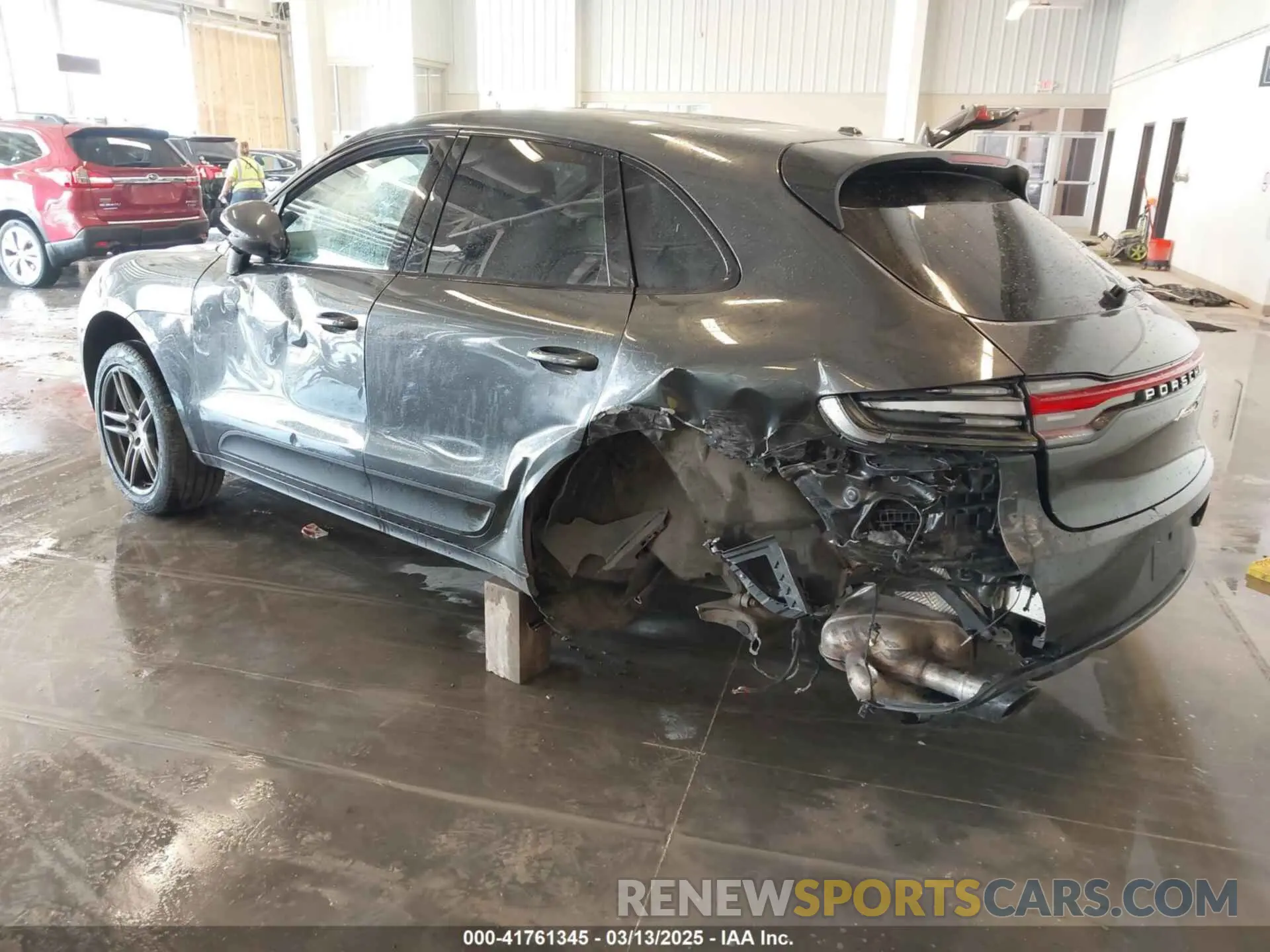 3 Photograph of a damaged car WP1AB2A55KLB30196 PORSCHE MACAN 2019