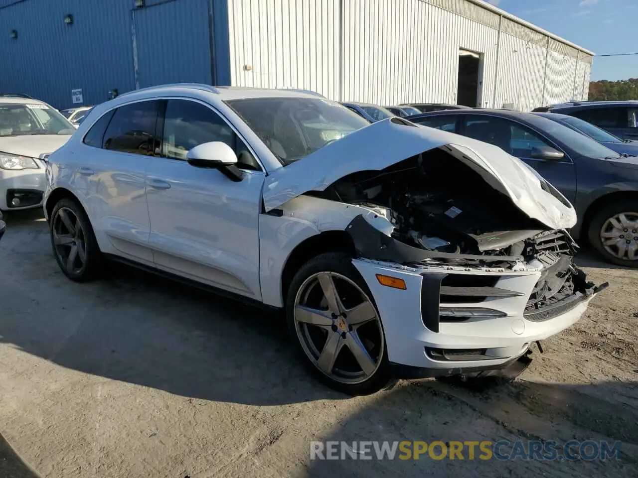 4 Photograph of a damaged car WP1AB2A55KLB32353 PORSCHE MACAN 2019