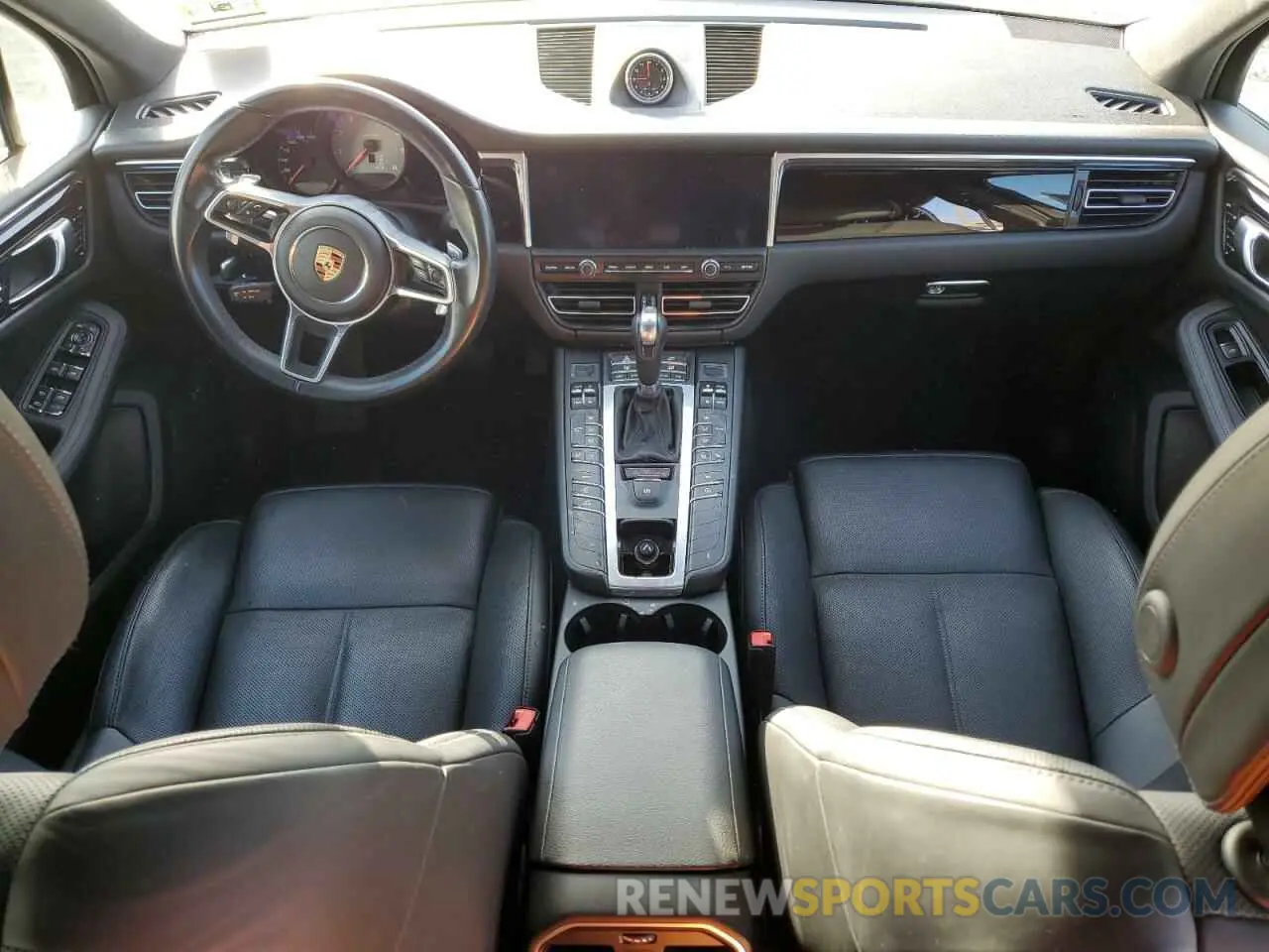 8 Photograph of a damaged car WP1AB2A55KLB32353 PORSCHE MACAN 2019