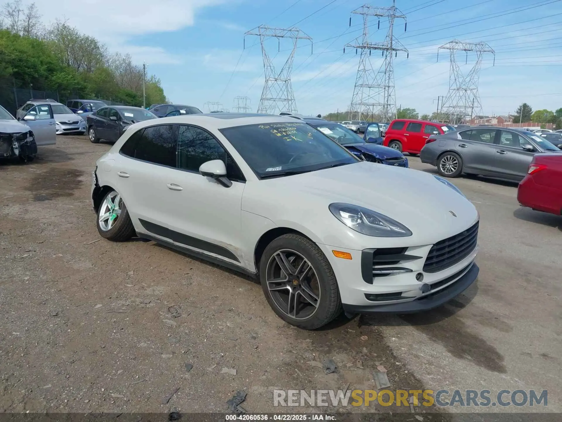 1 Photograph of a damaged car WP1AB2A5XKLB32154 PORSCHE MACAN 2019