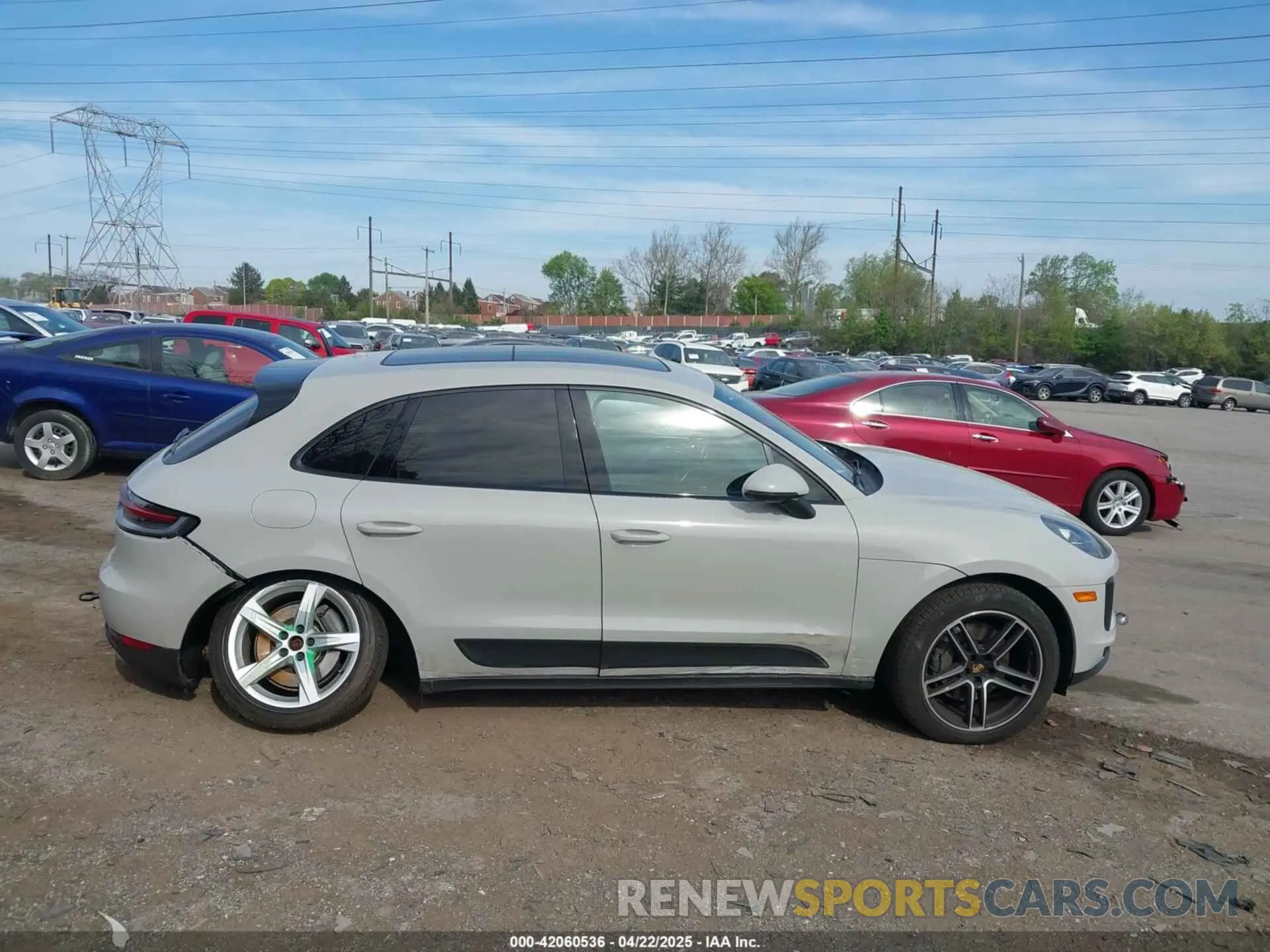13 Photograph of a damaged car WP1AB2A5XKLB32154 PORSCHE MACAN 2019
