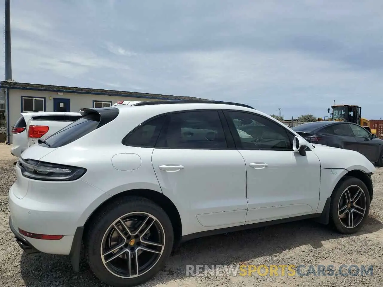 3 Photograph of a damaged car WP1AB2A5XKLB34020 PORSCHE MACAN 2019