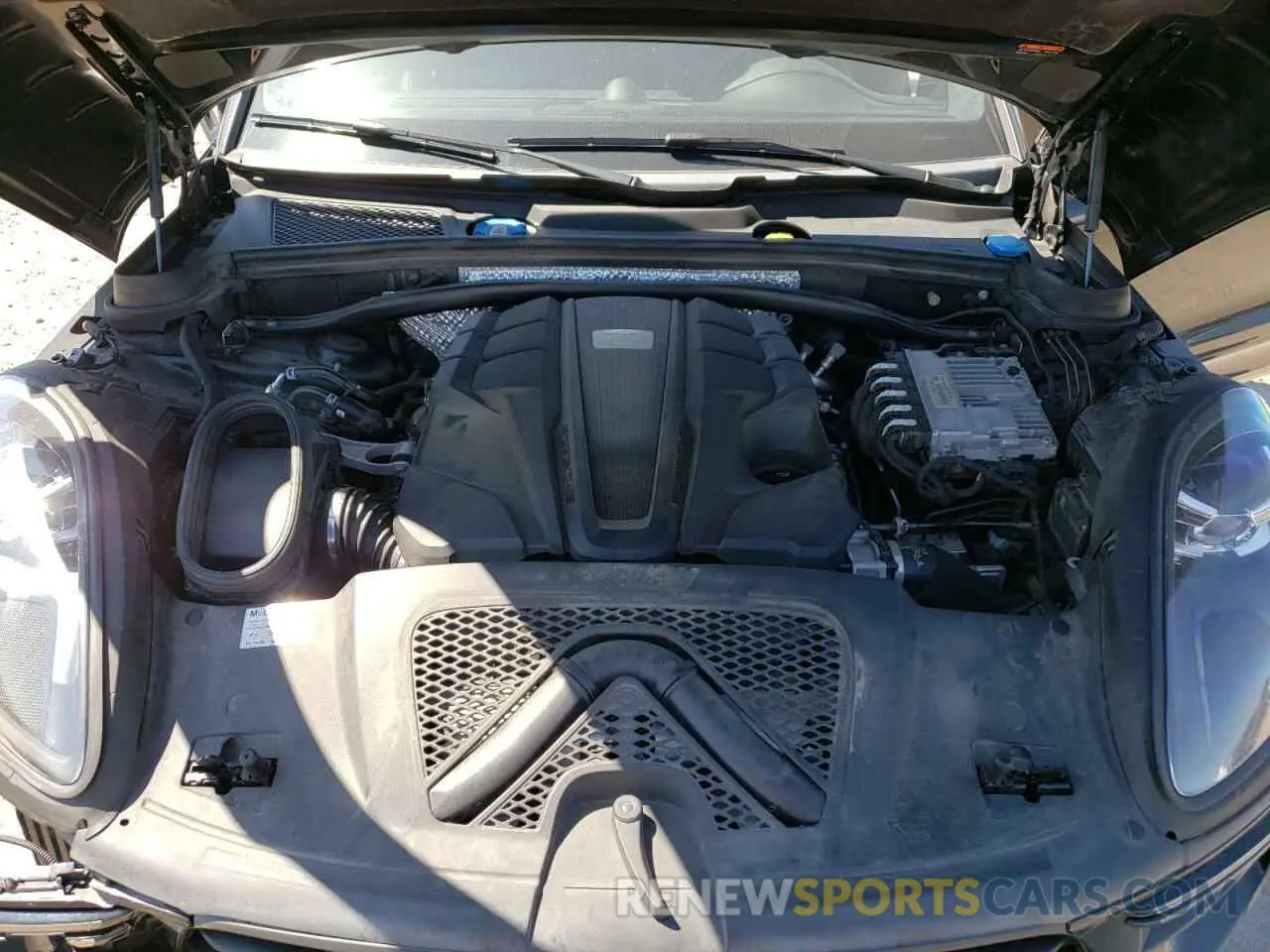 12 Photograph of a damaged car WP1AF2A55LLB60529 PORSCHE MACAN 2019