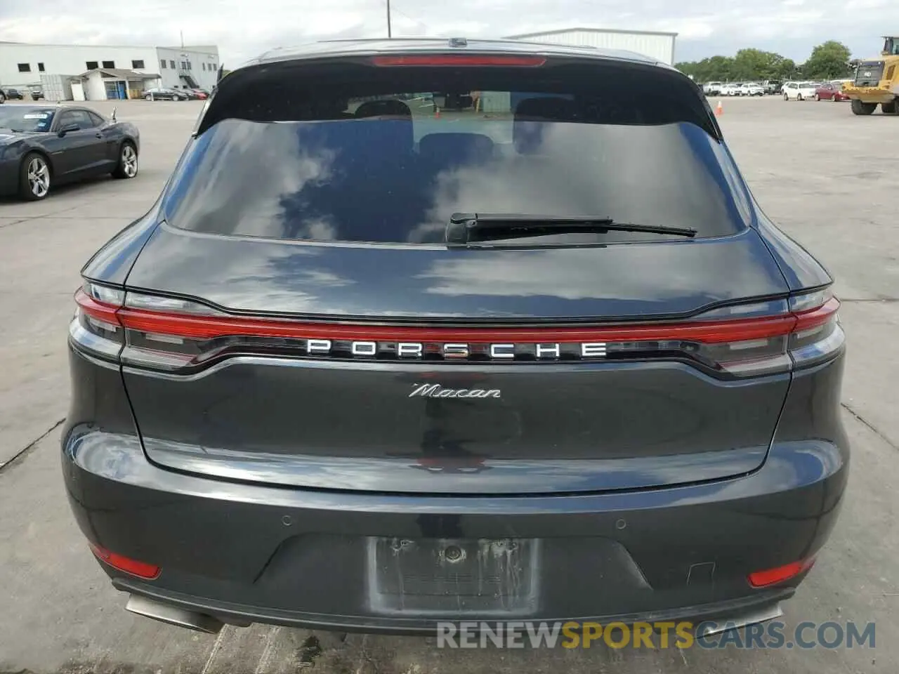 6 Photograph of a damaged car WP1AA2A50LLB02309 PORSCHE MACAN 2020