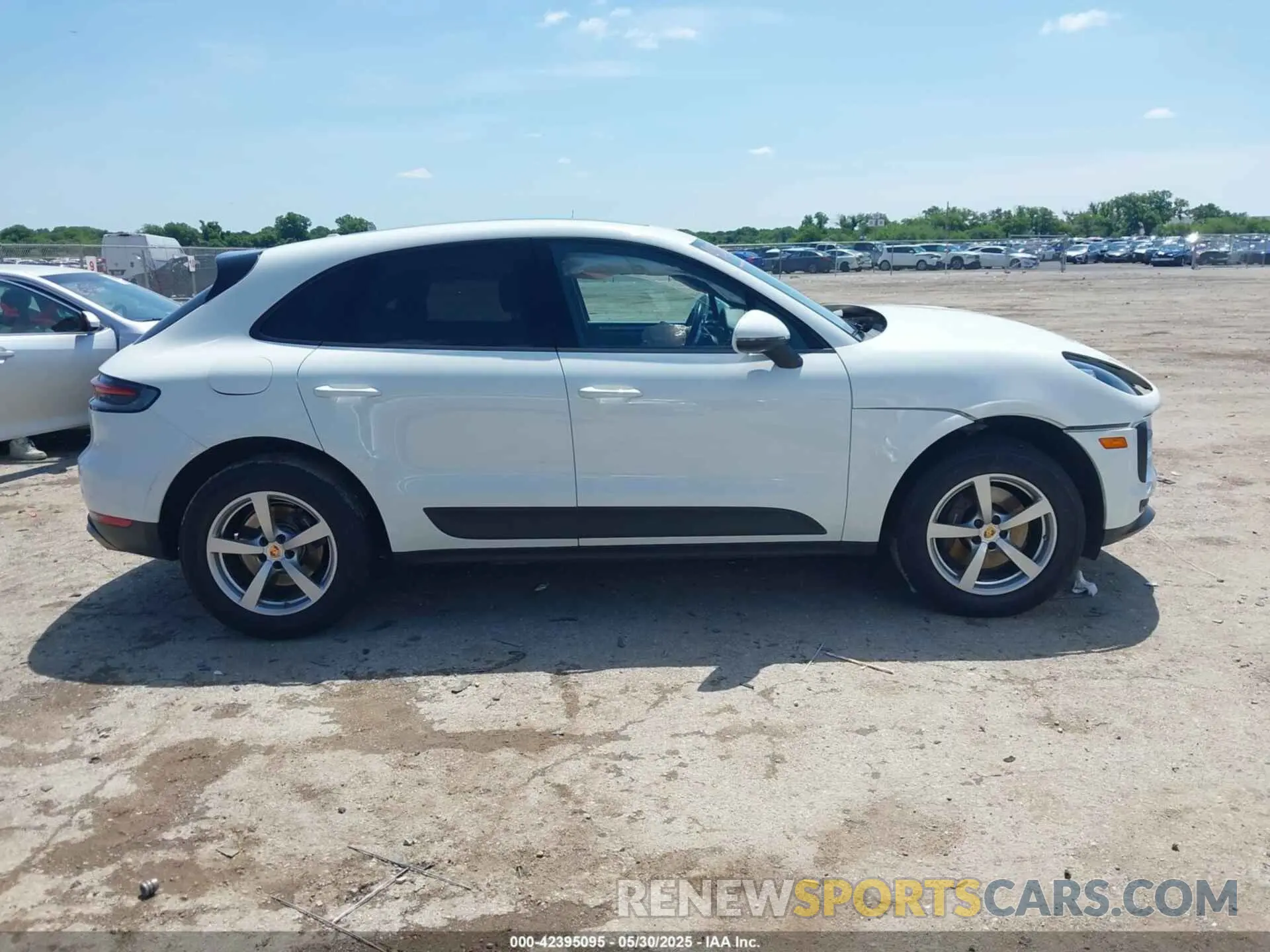 13 Photograph of a damaged car WP1AA2A51LLB08782 PORSCHE MACAN 2020