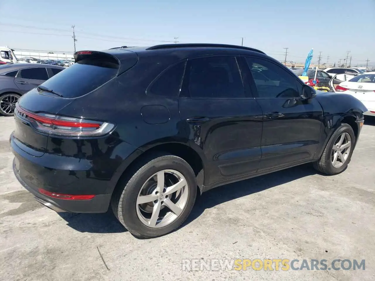 3 Photograph of a damaged car WP1AA2A51LLB13626 PORSCHE MACAN 2020