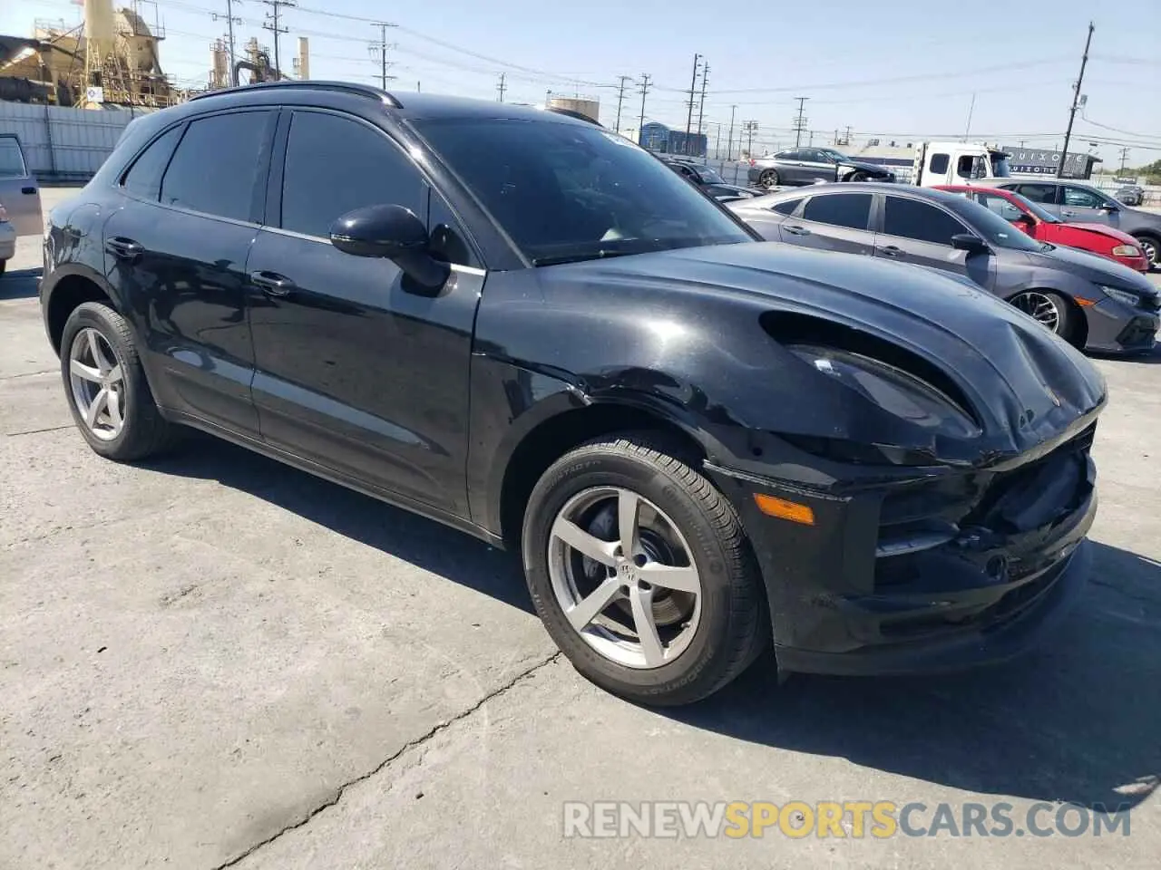 4 Photograph of a damaged car WP1AA2A51LLB13626 PORSCHE MACAN 2020