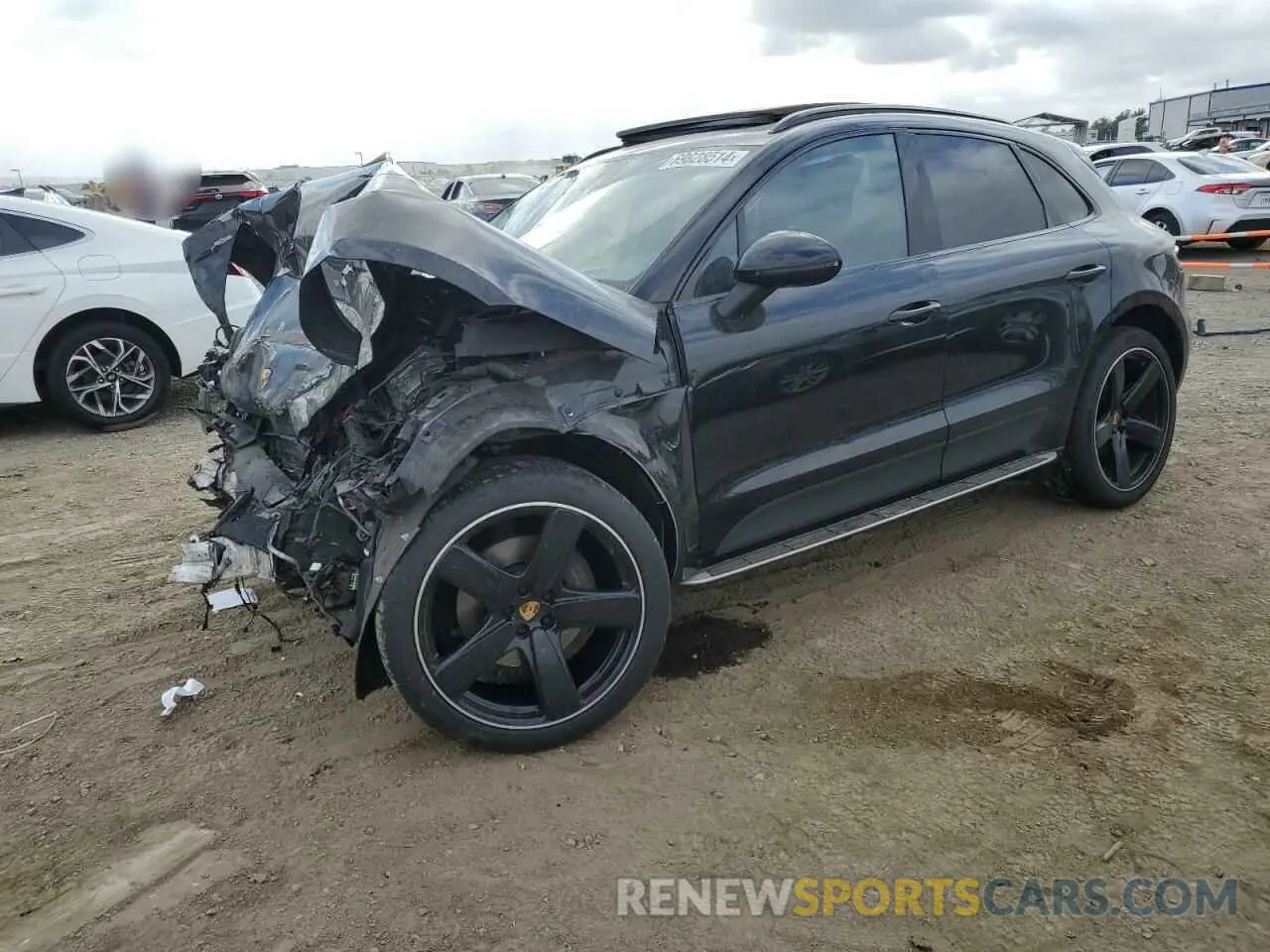 1 Photograph of a damaged car WP1AA2A51LLB15215 PORSCHE MACAN 2020