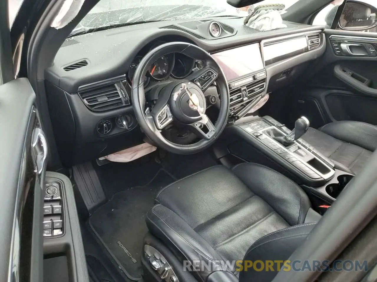 8 Photograph of a damaged car WP1AA2A51LLB15215 PORSCHE MACAN 2020