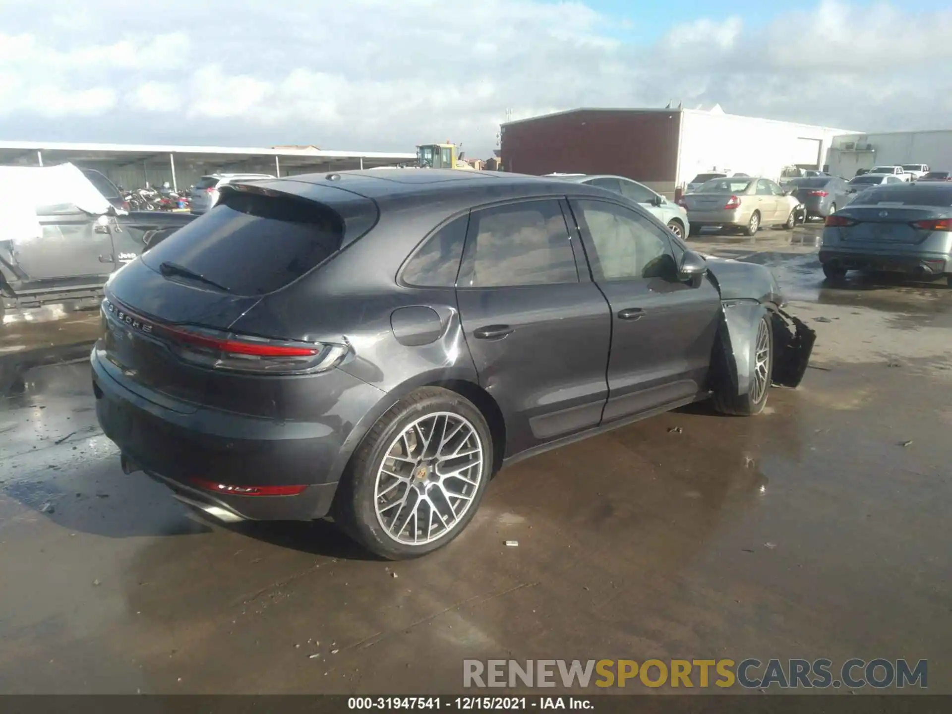 4 Photograph of a damaged car WP1AA2A52LLB06314 PORSCHE MACAN 2020