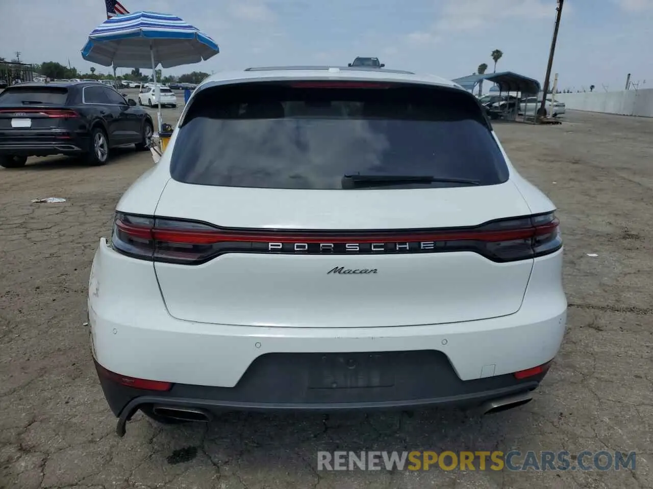 6 Photograph of a damaged car WP1AA2A52LLB06944 PORSCHE MACAN 2020