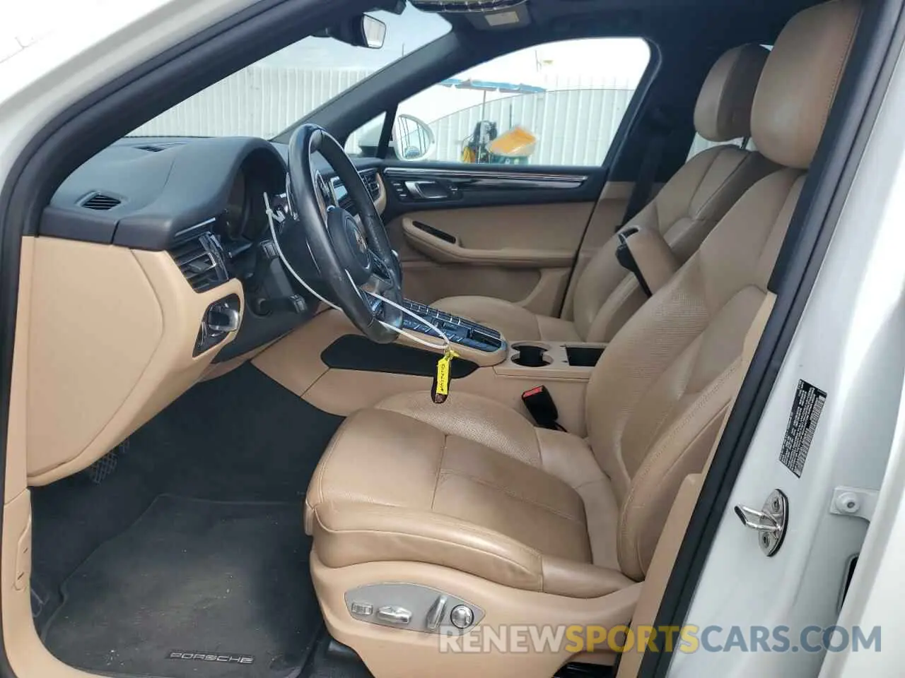 7 Photograph of a damaged car WP1AA2A52LLB06944 PORSCHE MACAN 2020