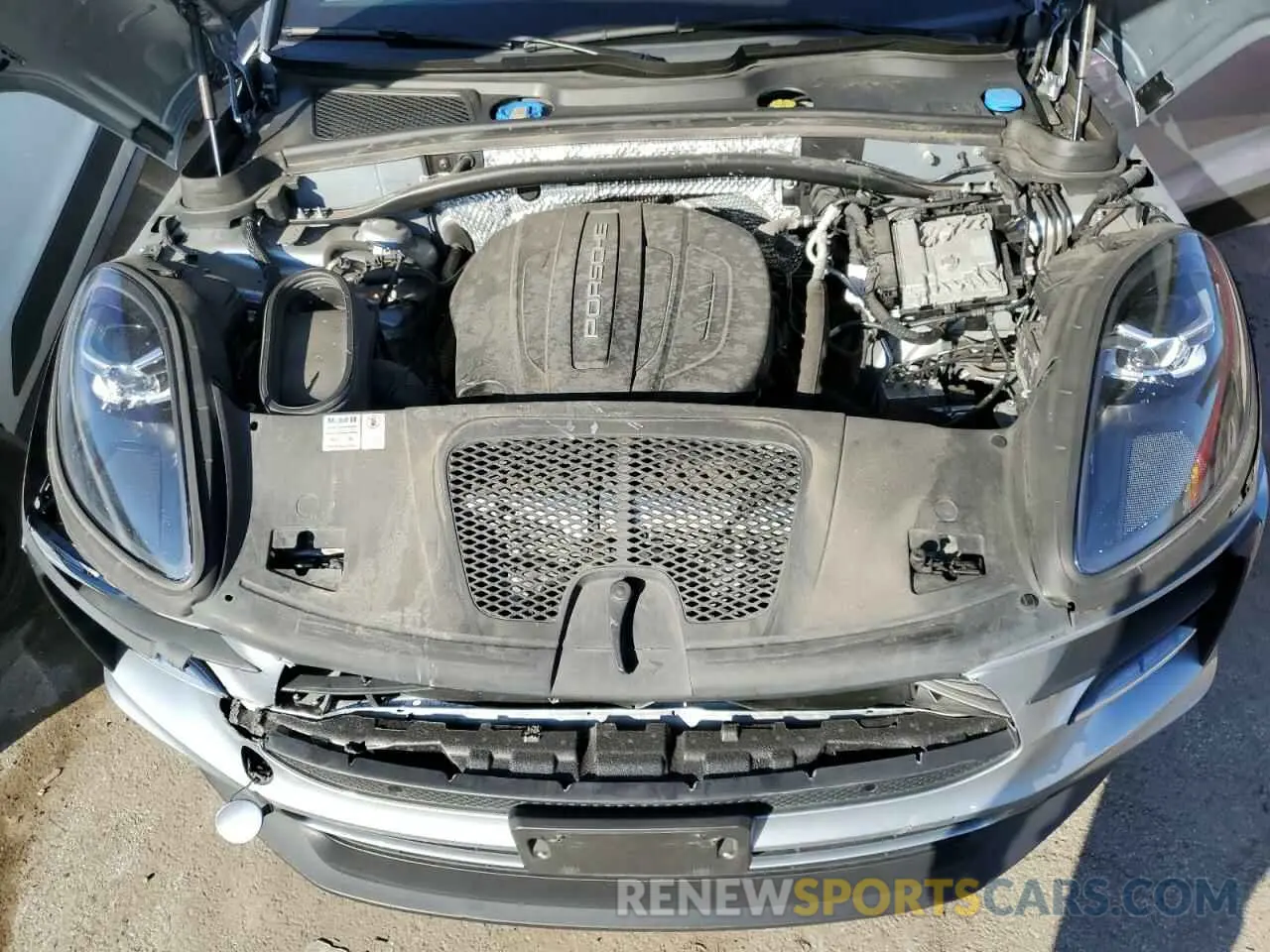 12 Photograph of a damaged car WP1AA2A52LLB14302 PORSCHE MACAN 2020