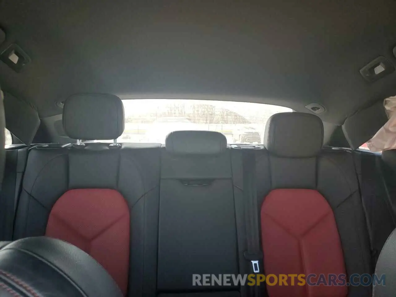 10 Photograph of a damaged car WP1AA2A53LLB01302 PORSCHE MACAN 2020